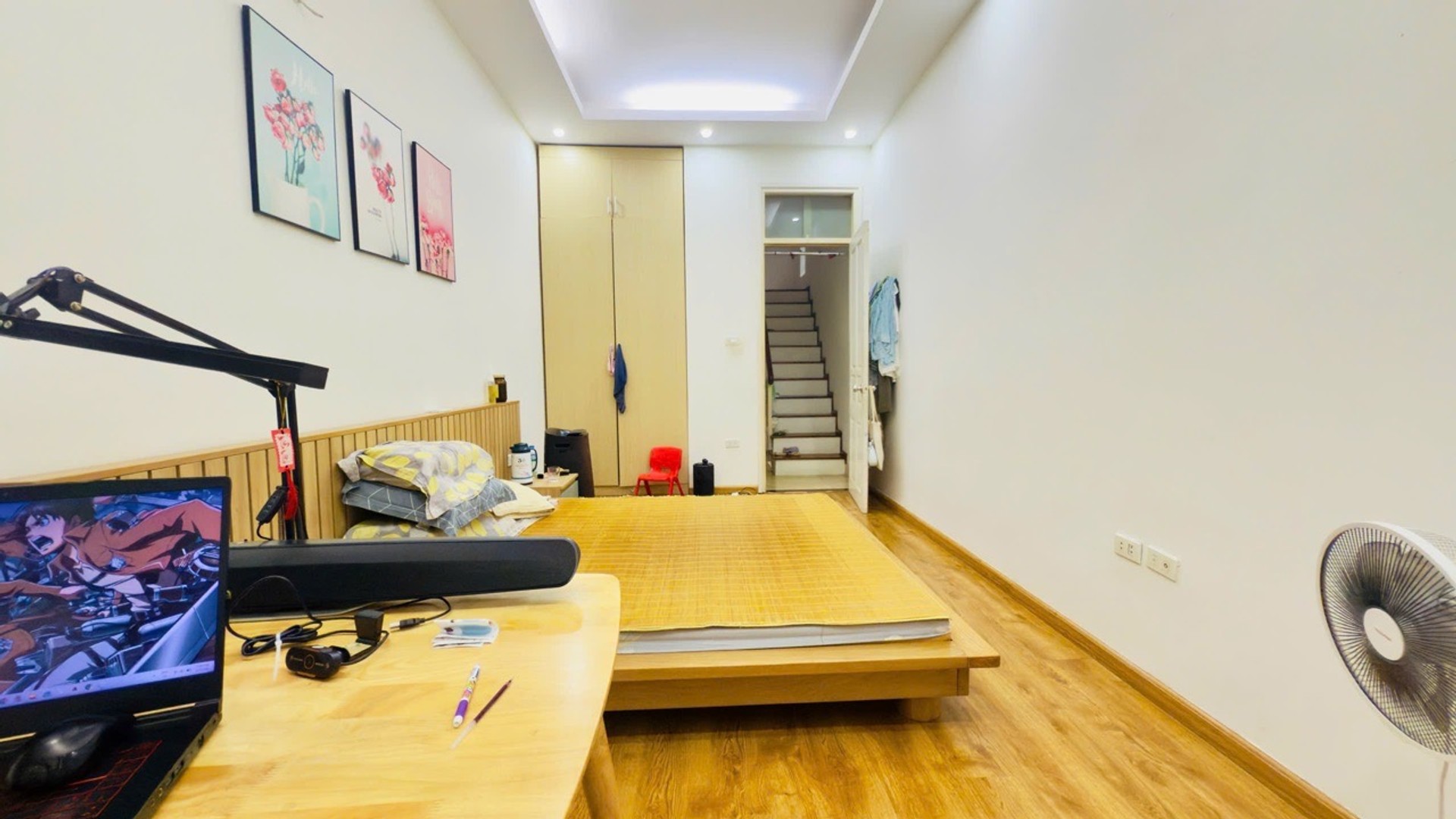 Bán nhà Hào Nam - diện tích 34m2 5 tầng - Mặt ngõ thông các ngả - giá 9,6 tỷ