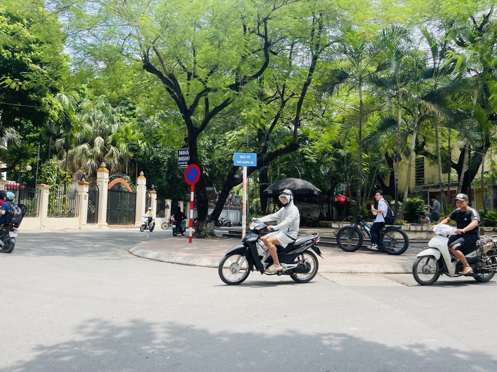 Bán nhà Khương Hạ - diện tích 400m2 1 tầng - Lô góc giữa ngã tư - giá 55 tỷ