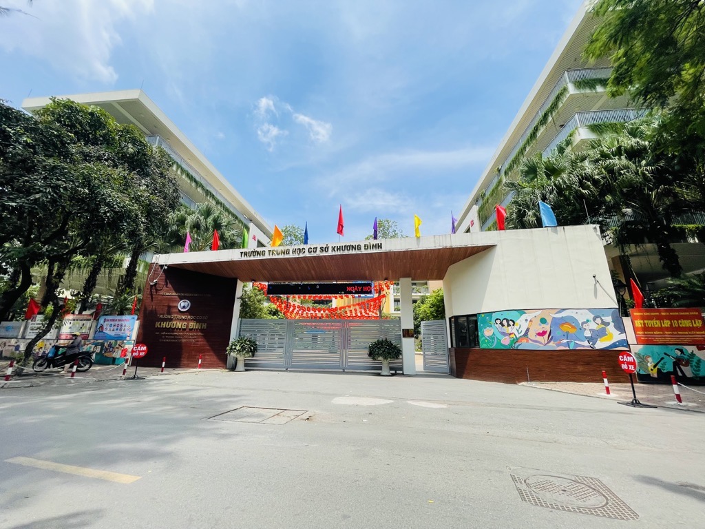 Bán nhà Khương Hạ - diện tích 400m2 1 tầng - Lô góc giữa ngã tư - giá 55 tỷ