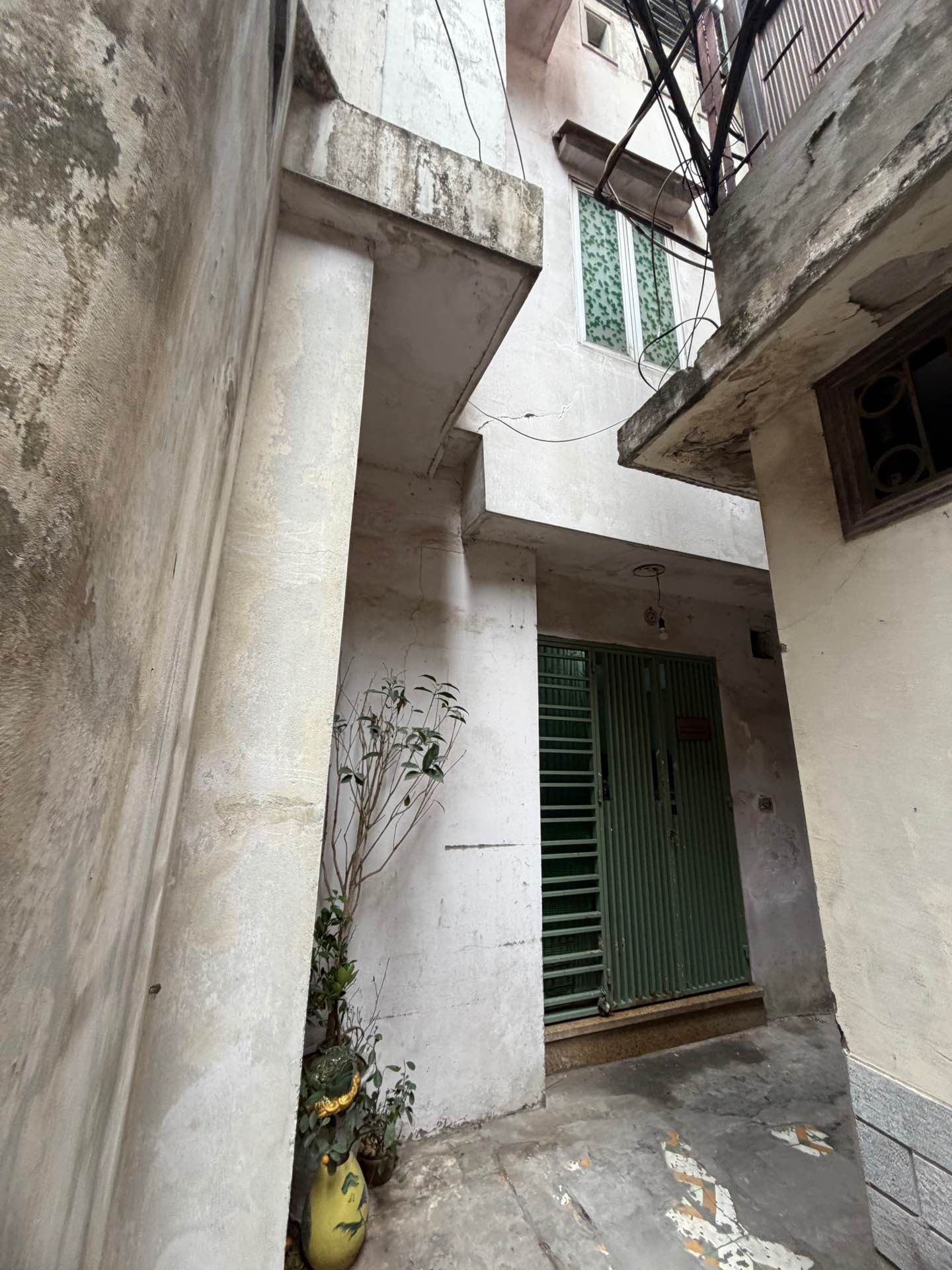 Bán nhà Hàng Chuối - diện tích 33m2 4 tầng - Nhà đẹp hiếm có - giá 14,2 tỷ