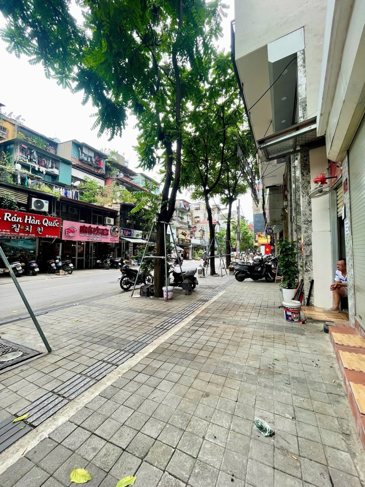 Bán nhà Nguyễn Văn Tuyết - diện tích 52m2 4 tầng - Kinh doanh sầm uất - giá 38 tỷ