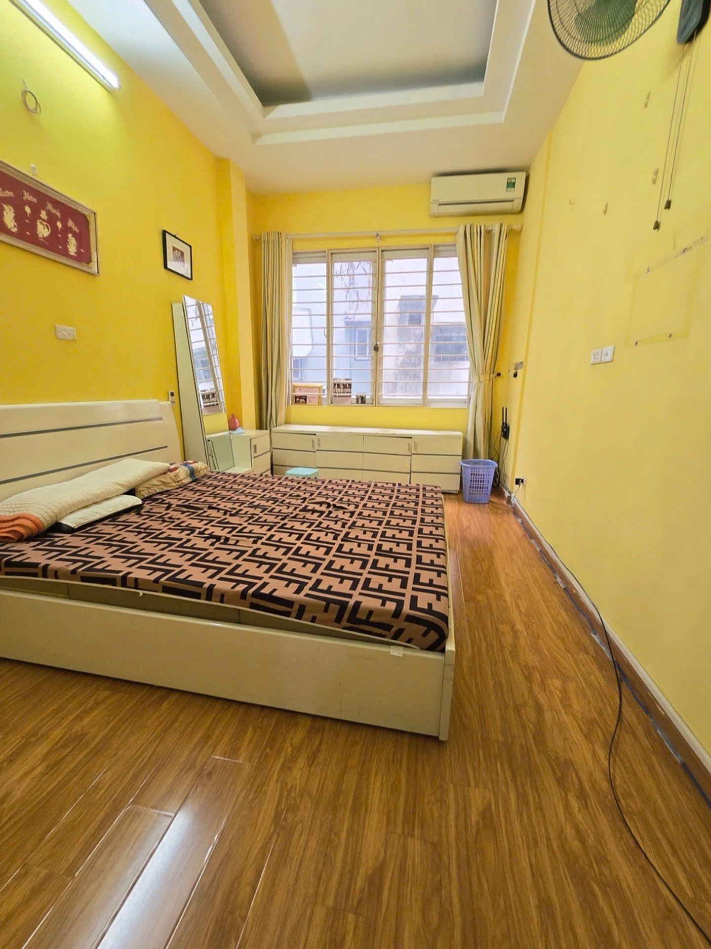 Bán nhà Nguyễn Văn Tuyết - diện tích 52m2 4 tầng - Kinh doanh sầm uất - giá 38 tỷ