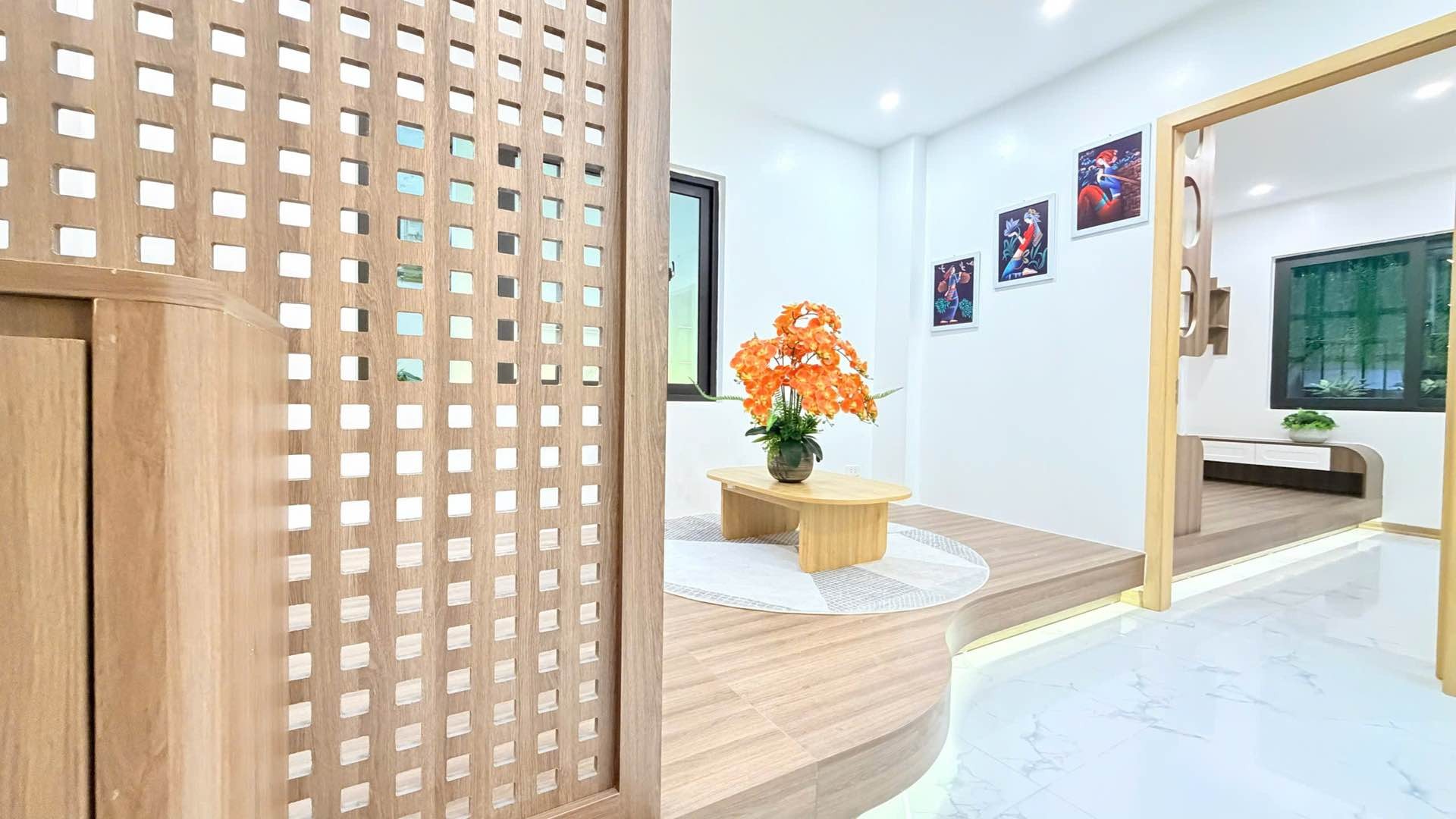 Bán nhà Bạch Mai - diện tích 50m2 5 tầng - Lô góc 3 mặt thoáng - giá 15,3 tỷ