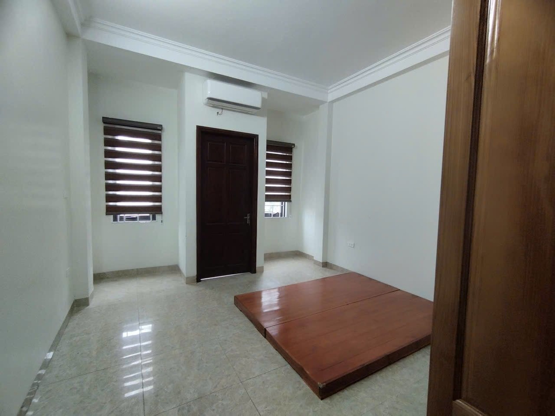 Bán nhà Định Công Hạ - diện tích 48m2 4 tầng - ô tô đỗ cửa - giá 6 tỷ