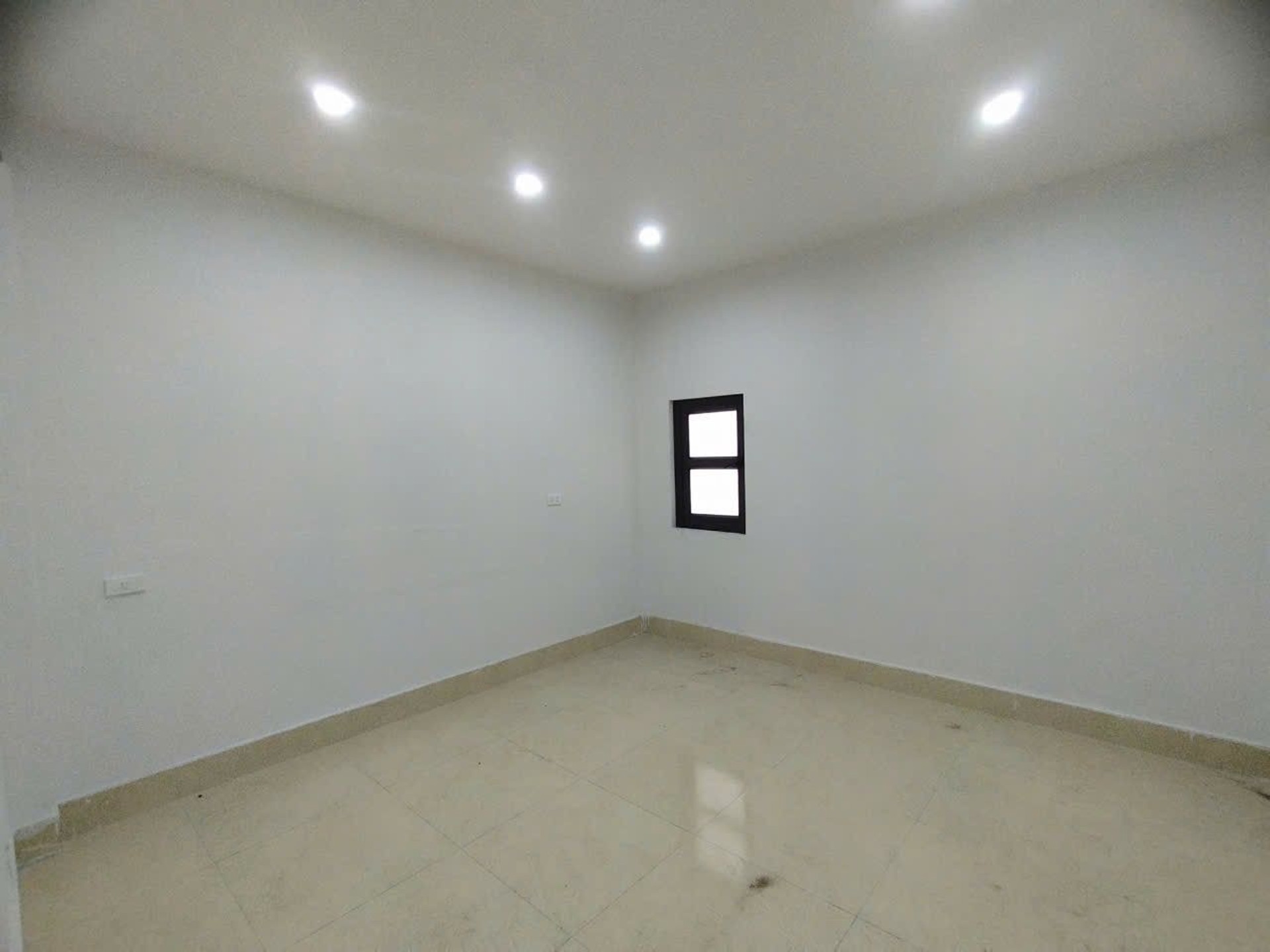Bán nhà Định Công Hạ - diện tích 48m2 4 tầng - ô tô đỗ cửa - giá 6 tỷ