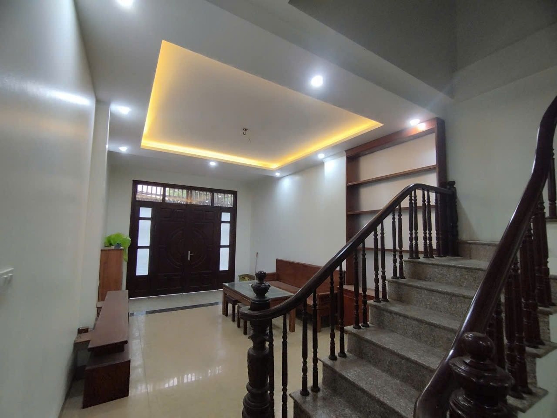 Bán nhà Định Công Hạ - diện tích 48m2 4 tầng - ô tô đỗ cửa - giá 6 tỷ
