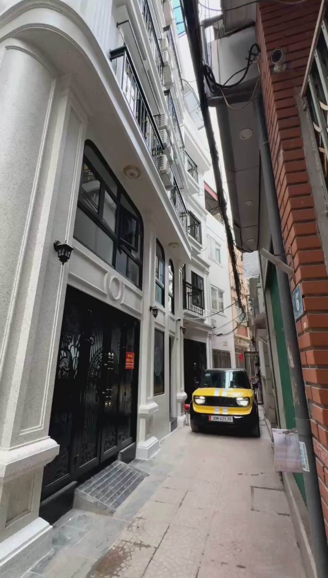 Bán nhà Định Công Thượng - diện tích 75m2 7 tầng - Lô góc cực thoáng - giá 22,29 tỷ