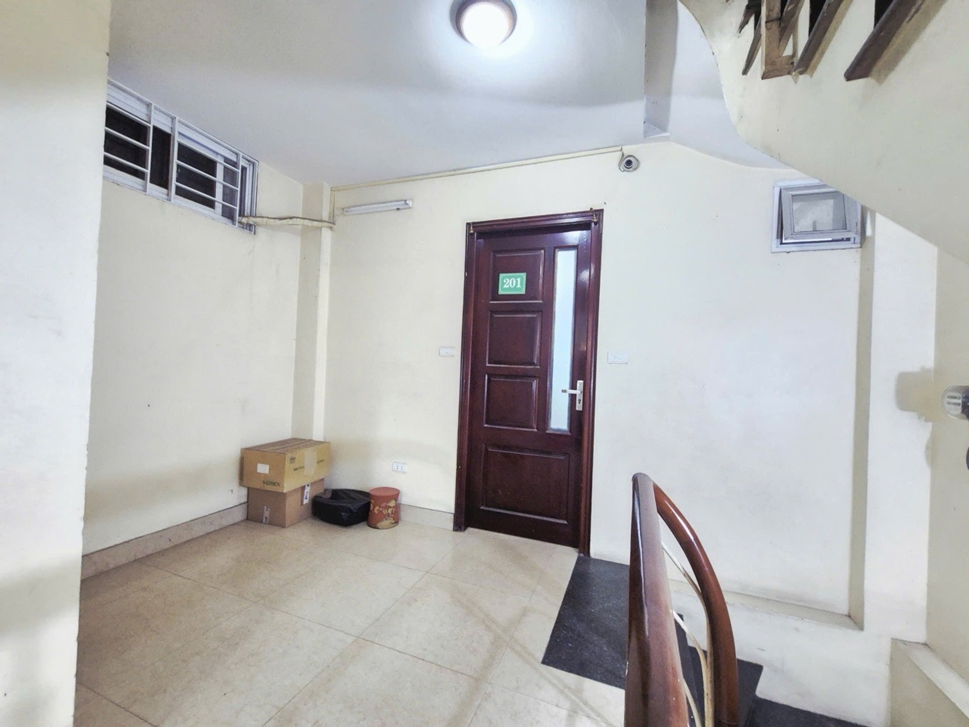Bán nhà Phương Liệt - diện tích 68m2 6 tầng - Ô TÔ TRÁNH - giá 33,9 tỷ
