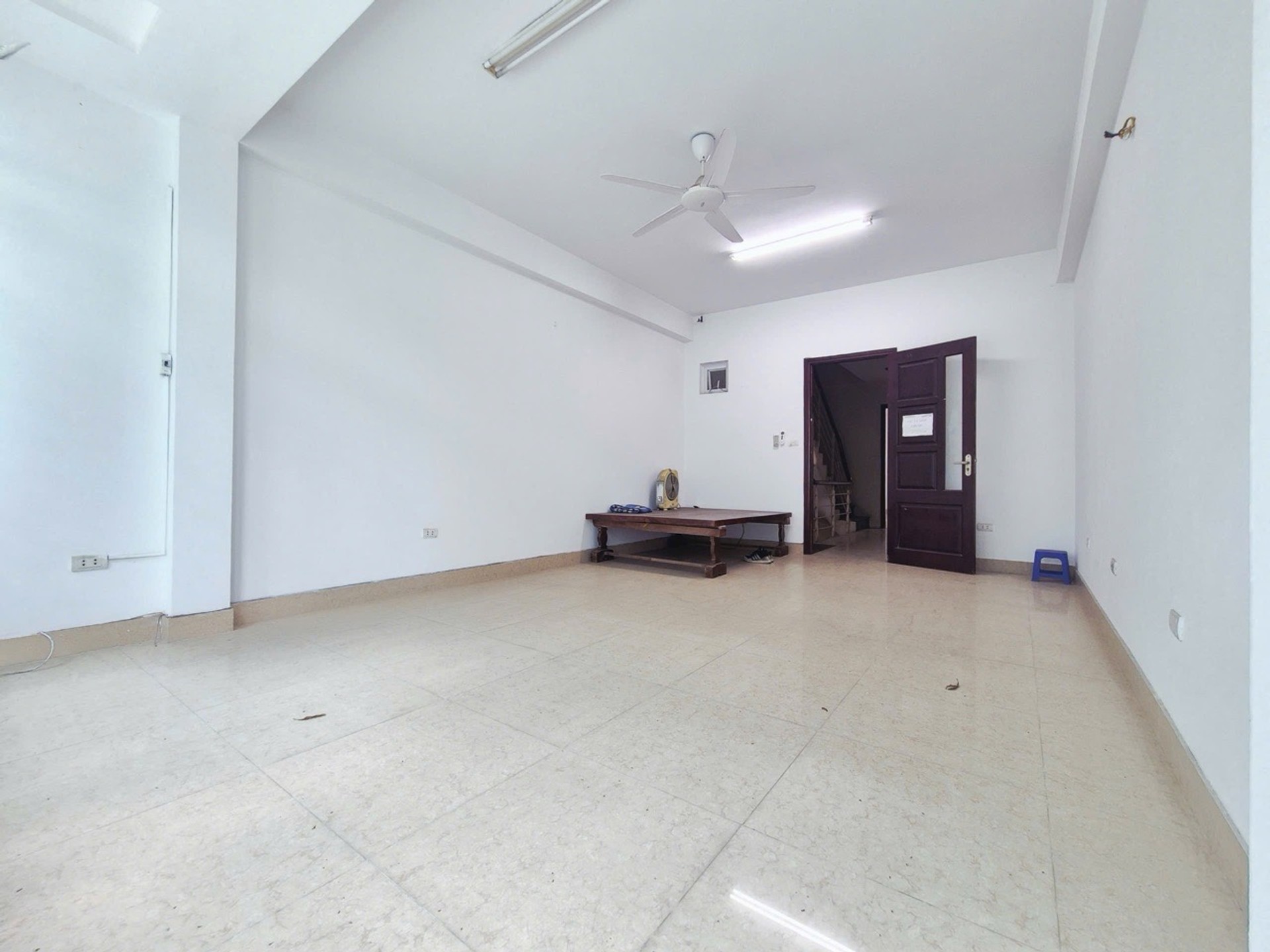 Bán nhà Phương Liệt - diện tích 68m2 6 tầng - Ô TÔ TRÁNH - giá 33,9 tỷ