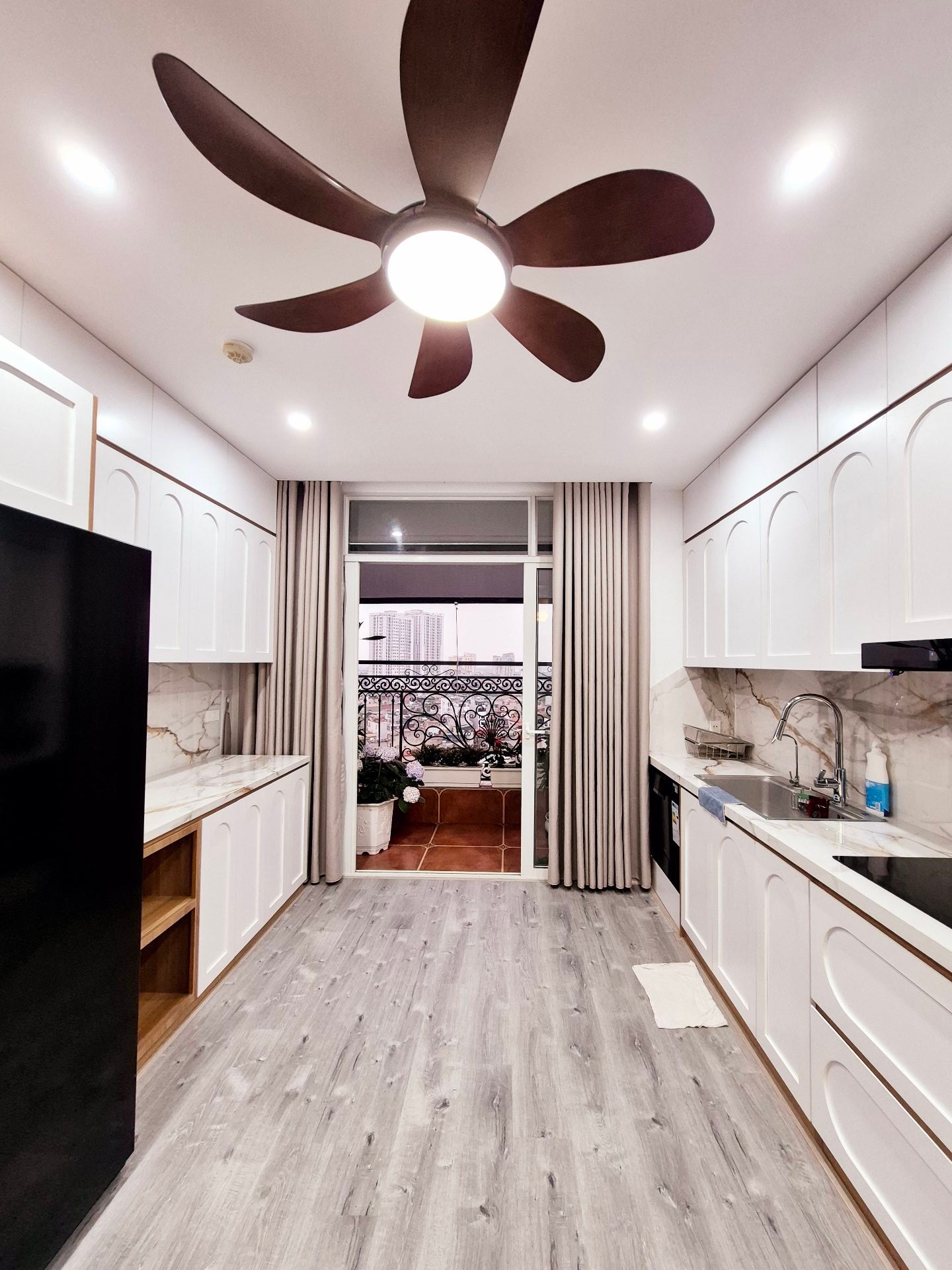 Bán nhà Minh Khai - diện tích 132m2 1 tầng - HÀNG HIẾM HAI BÀ TRƯNG - giá 11 tỷ