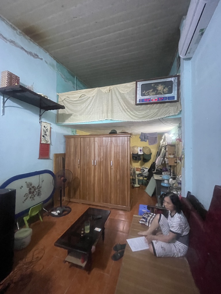 Bán nhà Lĩnh Nam - diện tích 44m2 2 tầng - LÔ GÓC - giá 4,2 tỷ