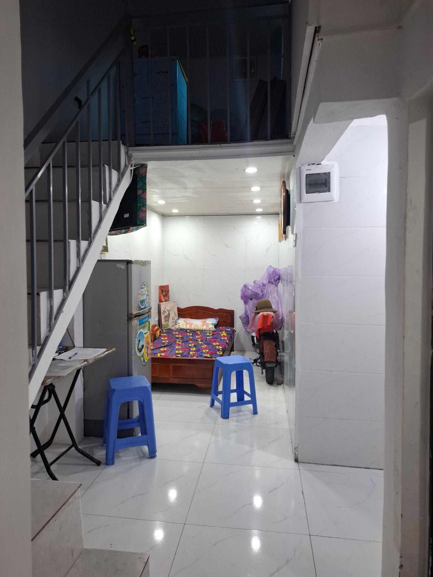 Bán nhà Trương Định - diện tích 15m2 1.5 tầng - Nhà nhỏ tiền dễ bán - giá 1,5 tỷ