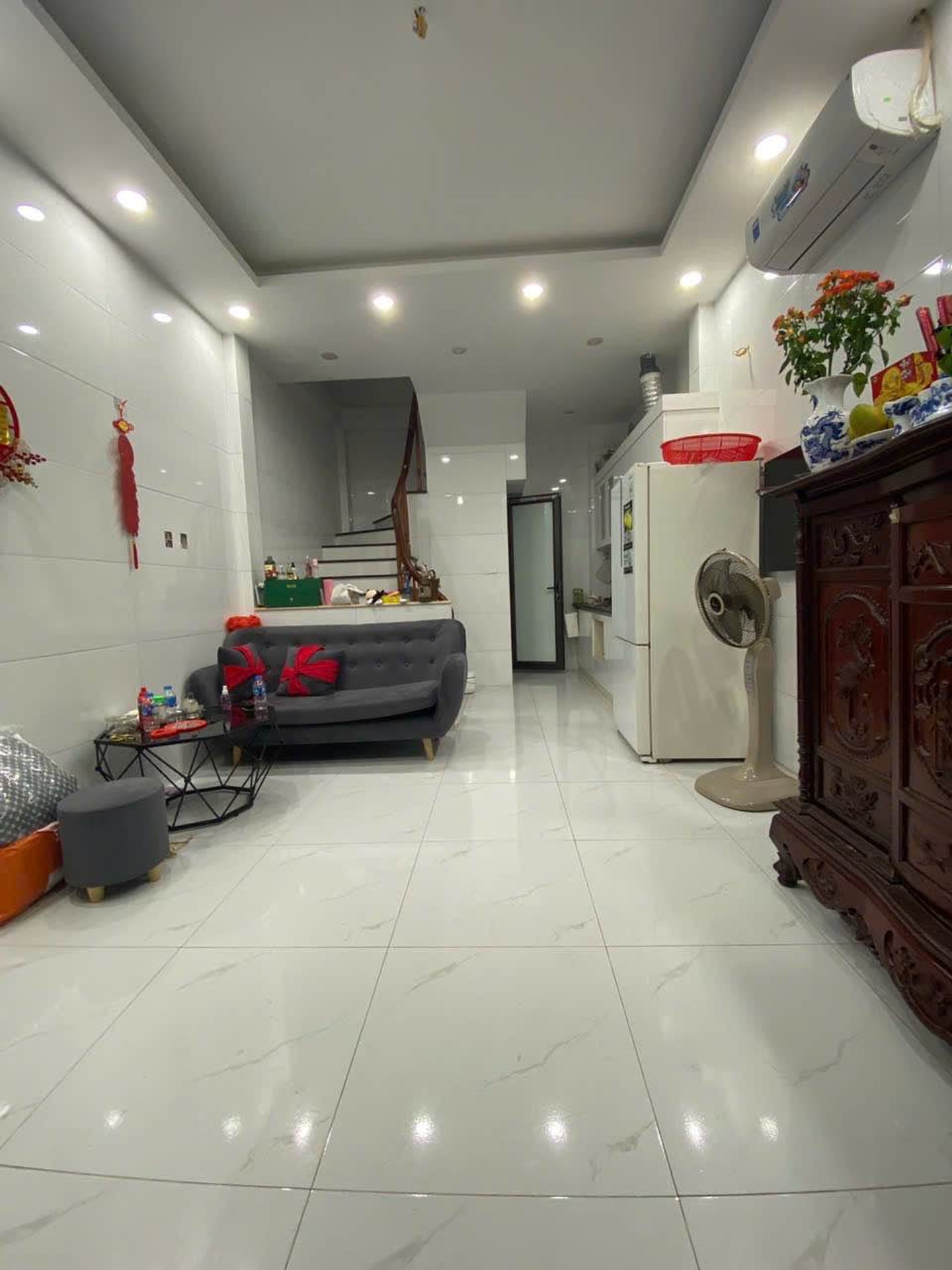 Bán nhà Vĩnh Hưng - diện tích 30m2 3 tầng - Cạnh ô tô tránh - giá 3,55 tỷ