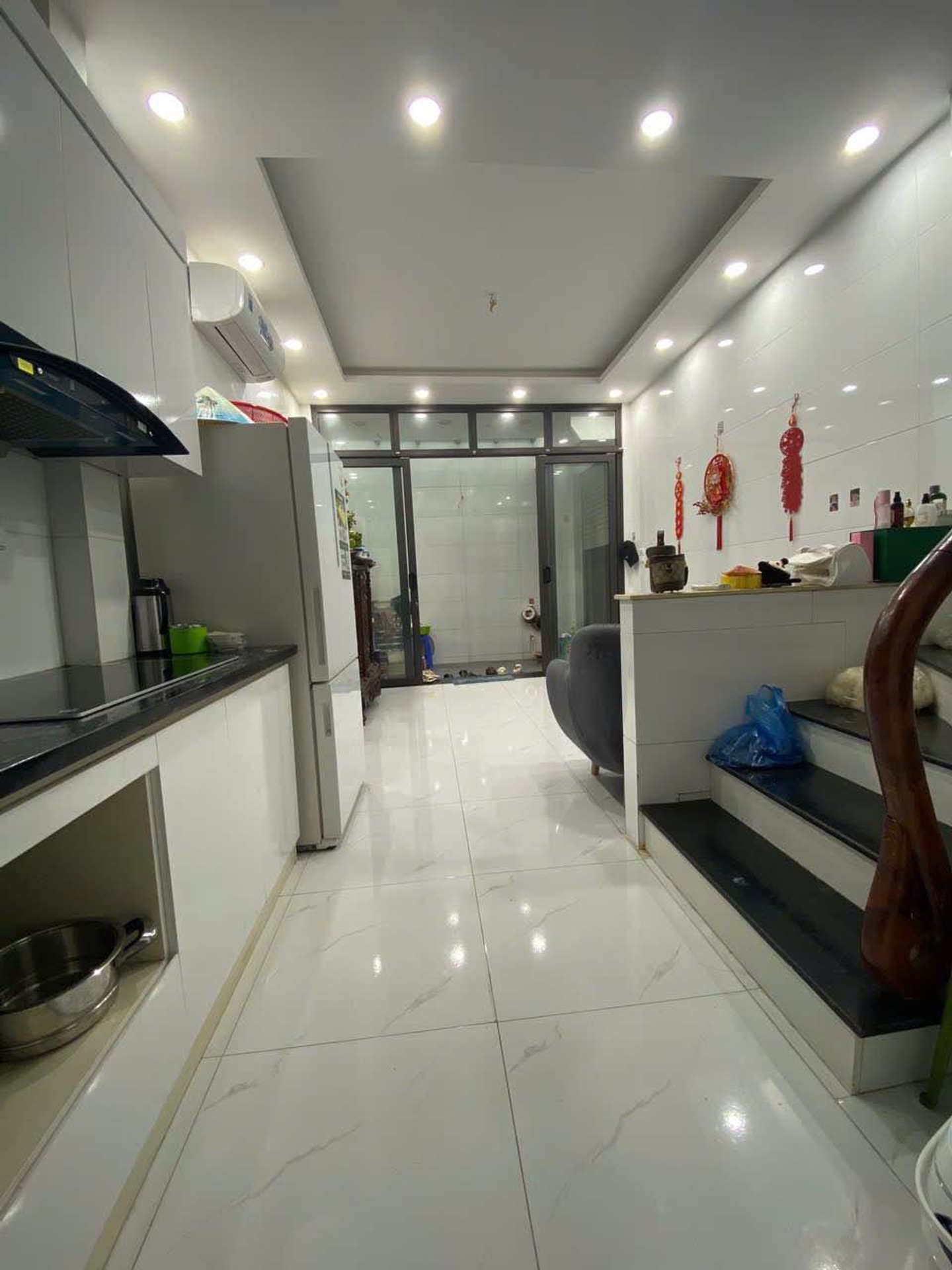 Bán nhà Vĩnh Hưng - diện tích 30m2 3 tầng - Cạnh ô tô tránh - giá 3,55 tỷ