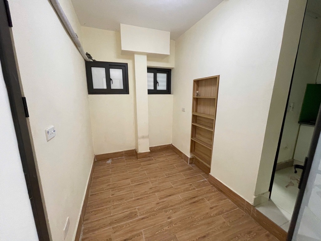 Bán nhà Minh Khai - diện tích 46m2 1 tầng - Mặt phố kinh doanh sầm uất - giá 9,5 tỷ