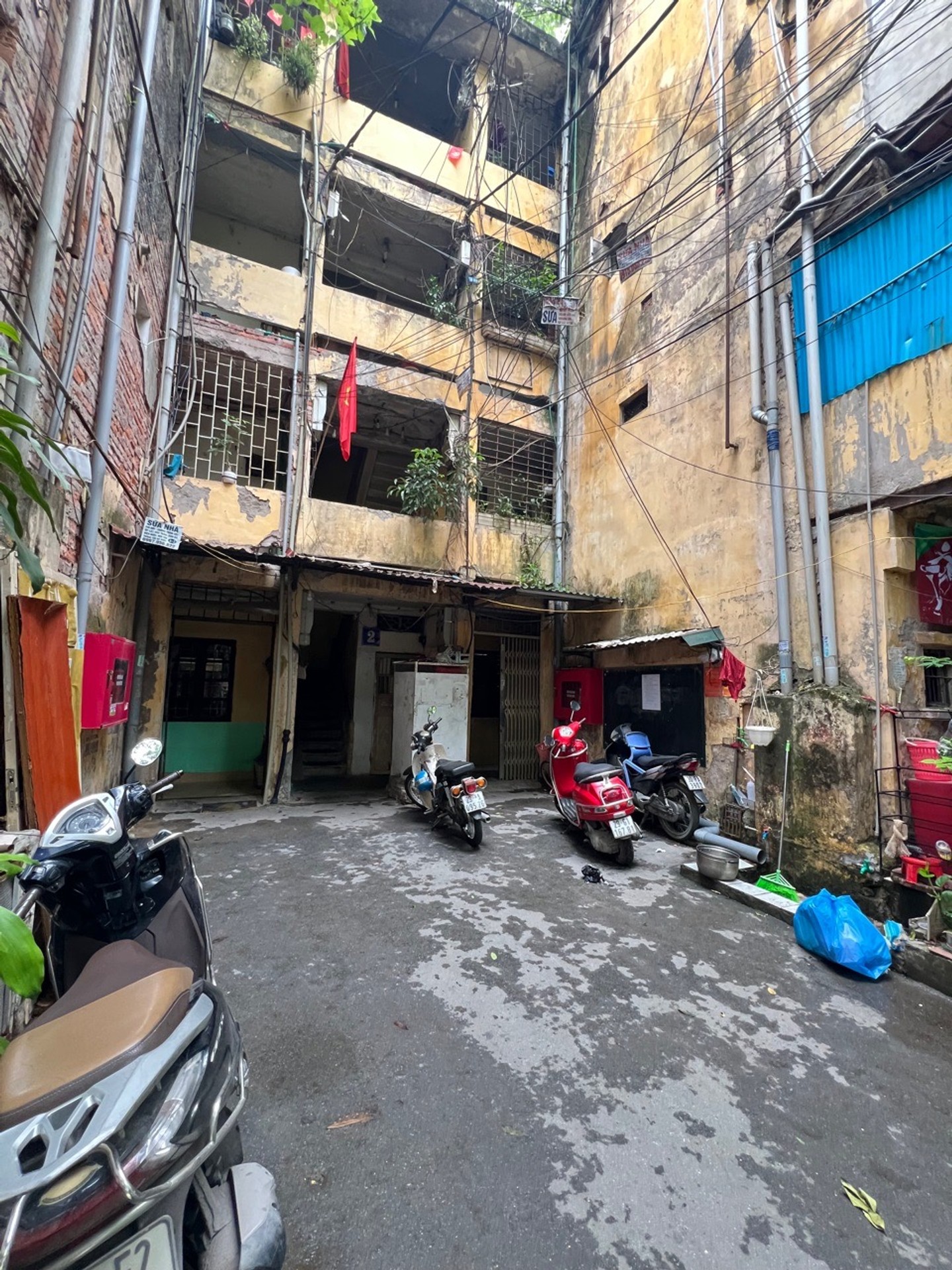 Bán nhà Lương Định Của - diện tích 50m2 3 tầng - Nhà đẹp hiếm có - giá 3 tỷ