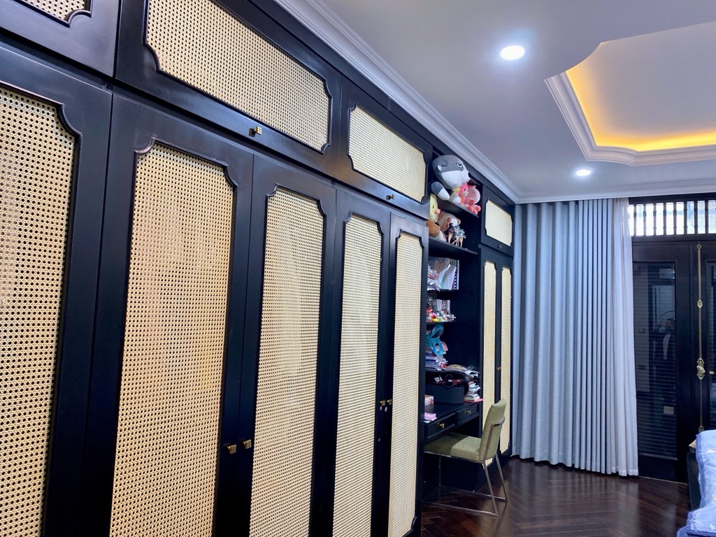 Bán nhà Nguyễn Trãi - diện tích 98m2 6 tầng - Biệt thự nhỏ xinh - giá 25,5 tỷ