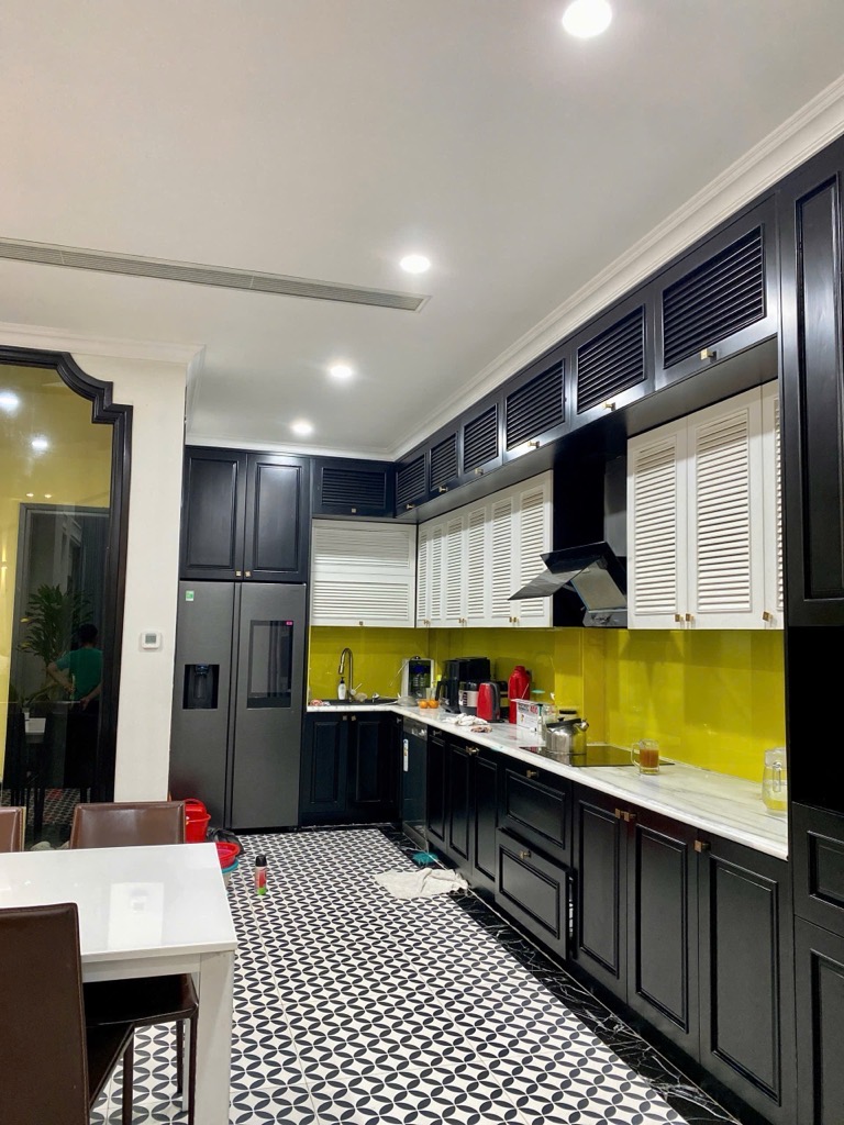 Bán nhà Nguyễn Trãi - diện tích 98m2 6 tầng - Biệt thự nhỏ xinh - giá 25,5 tỷ