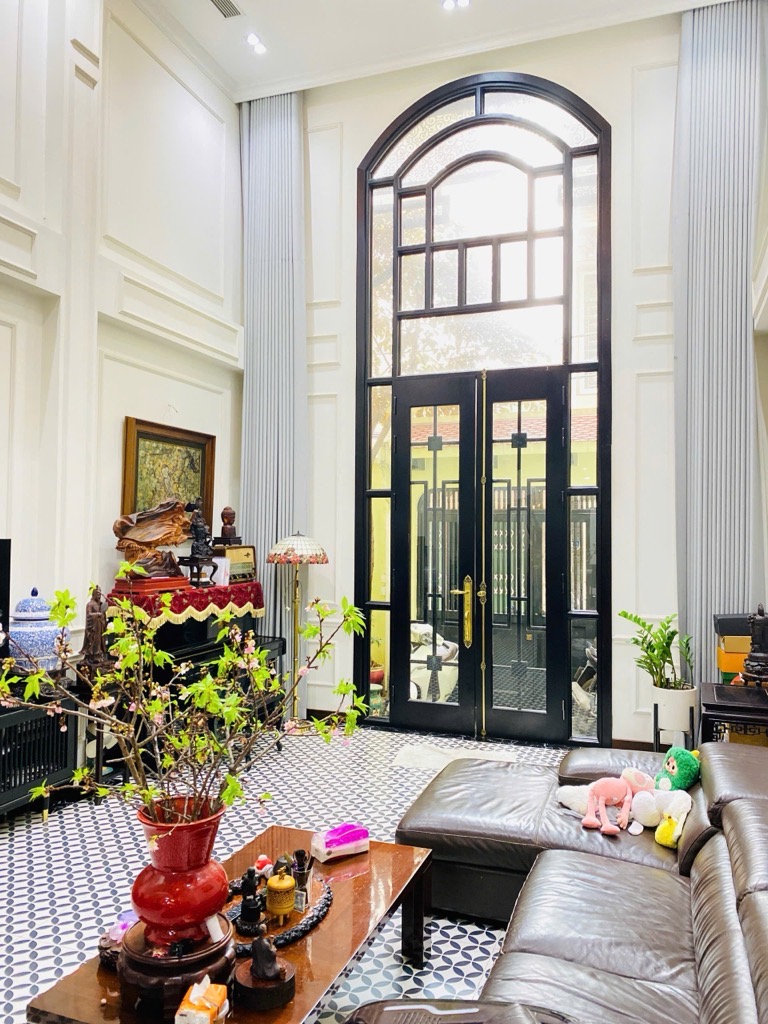 Bán nhà Nguyễn Trãi - diện tích 98m2 6 tầng - Biệt thự nhỏ xinh - giá 25,5 tỷ