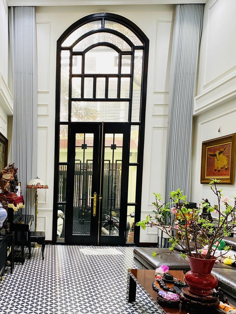 Bán nhà Nguyễn Trãi - diện tích 98m2 6 tầng - Biệt thự nhỏ xinh - giá 25,5 tỷ