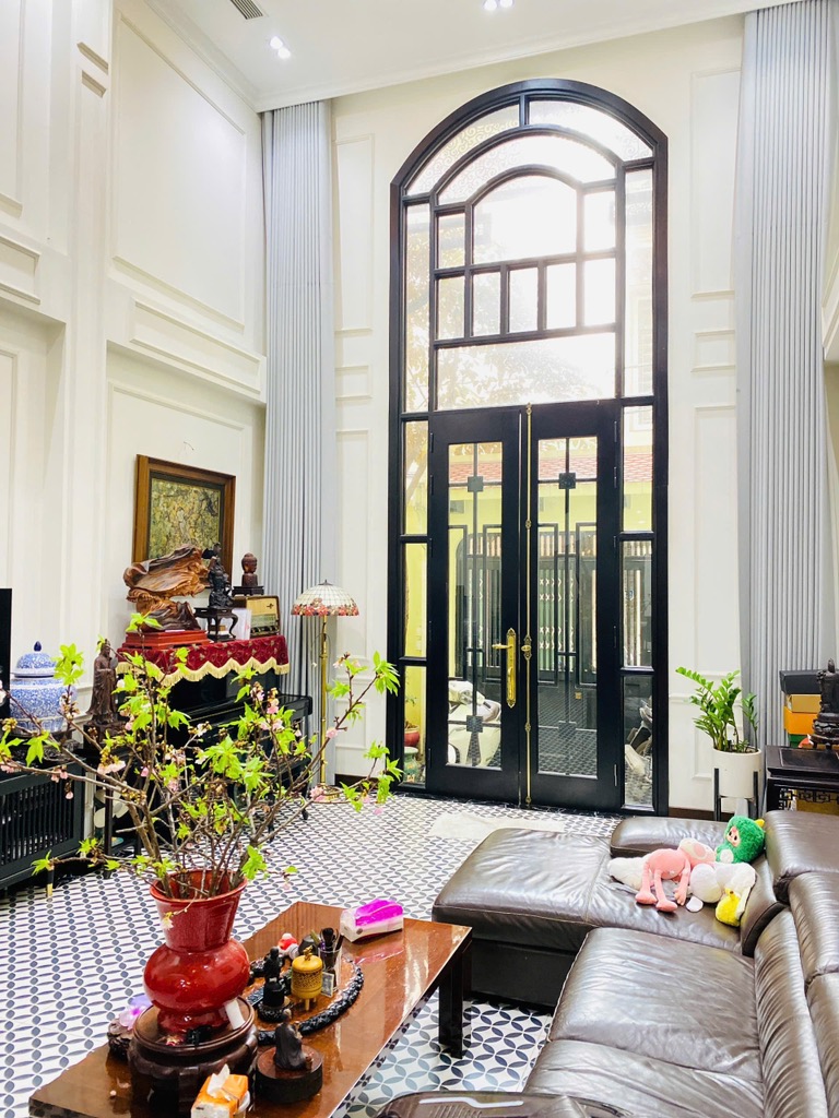 Bán nhà Nguyễn Trãi - diện tích 98m2 6 tầng - Biệt thự nhỏ xinh - giá 25,5 tỷ