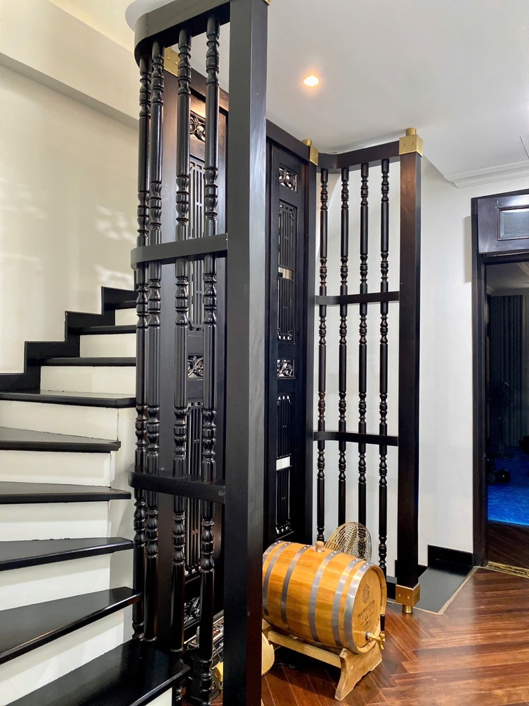 Bán nhà Nguyễn Trãi - diện tích 98m2 6 tầng - Biệt thự nhỏ xinh - giá 25,5 tỷ