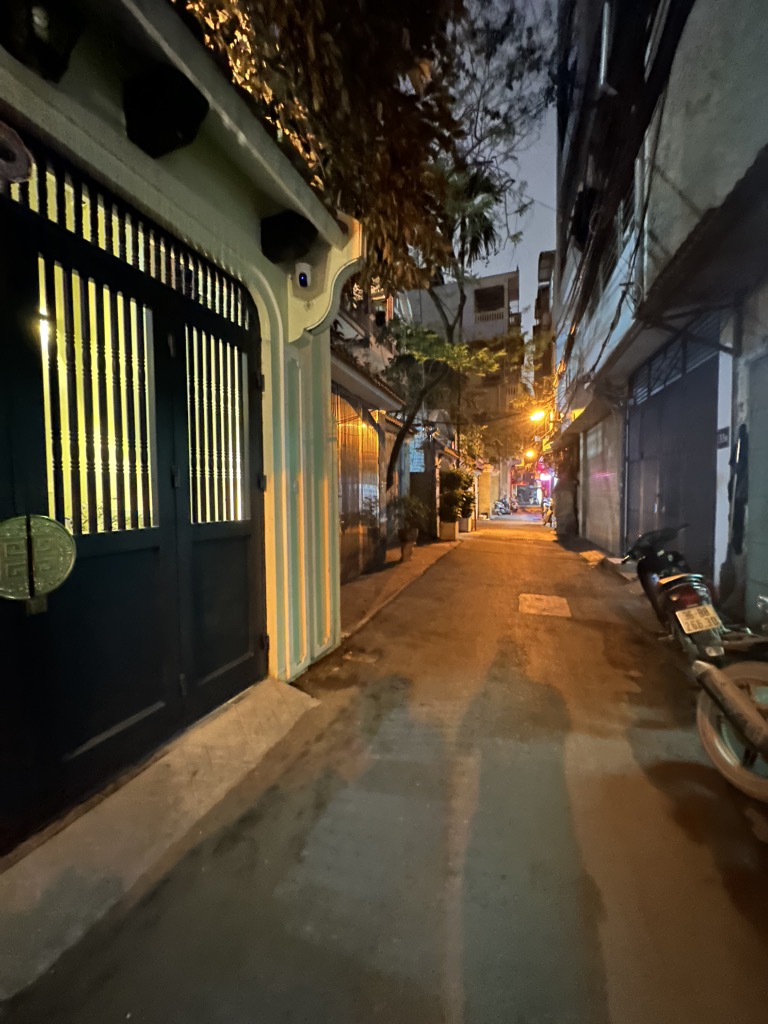 Bán nhà Nguyễn Trãi - diện tích 98m2 6 tầng - Biệt thự nhỏ xinh - giá 25,5 tỷ