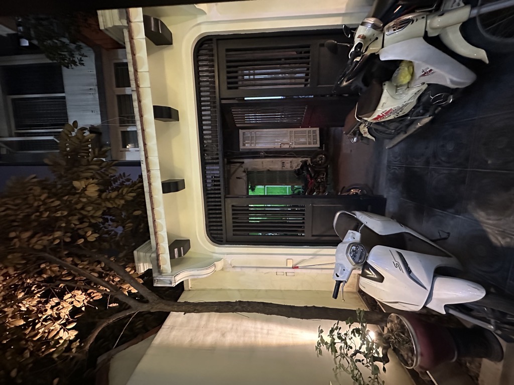 Bán nhà Nguyễn Trãi - diện tích 98m2 6 tầng - Biệt thự nhỏ xinh - giá 25,5 tỷ