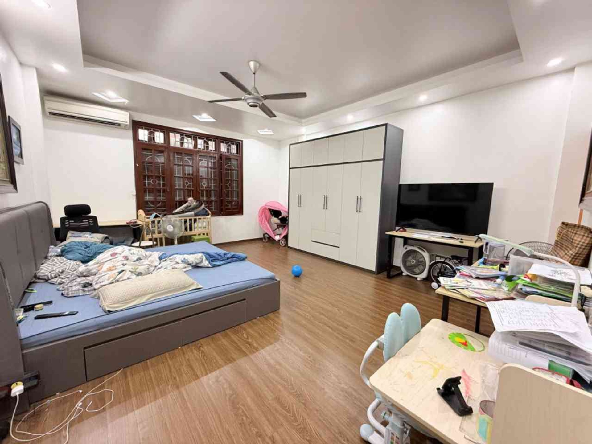 Bán nhà Nguyễn Khoái - diện tích 35m2 5 tầng - Ngõ thông hai đầu - giá 7,2 tỷ