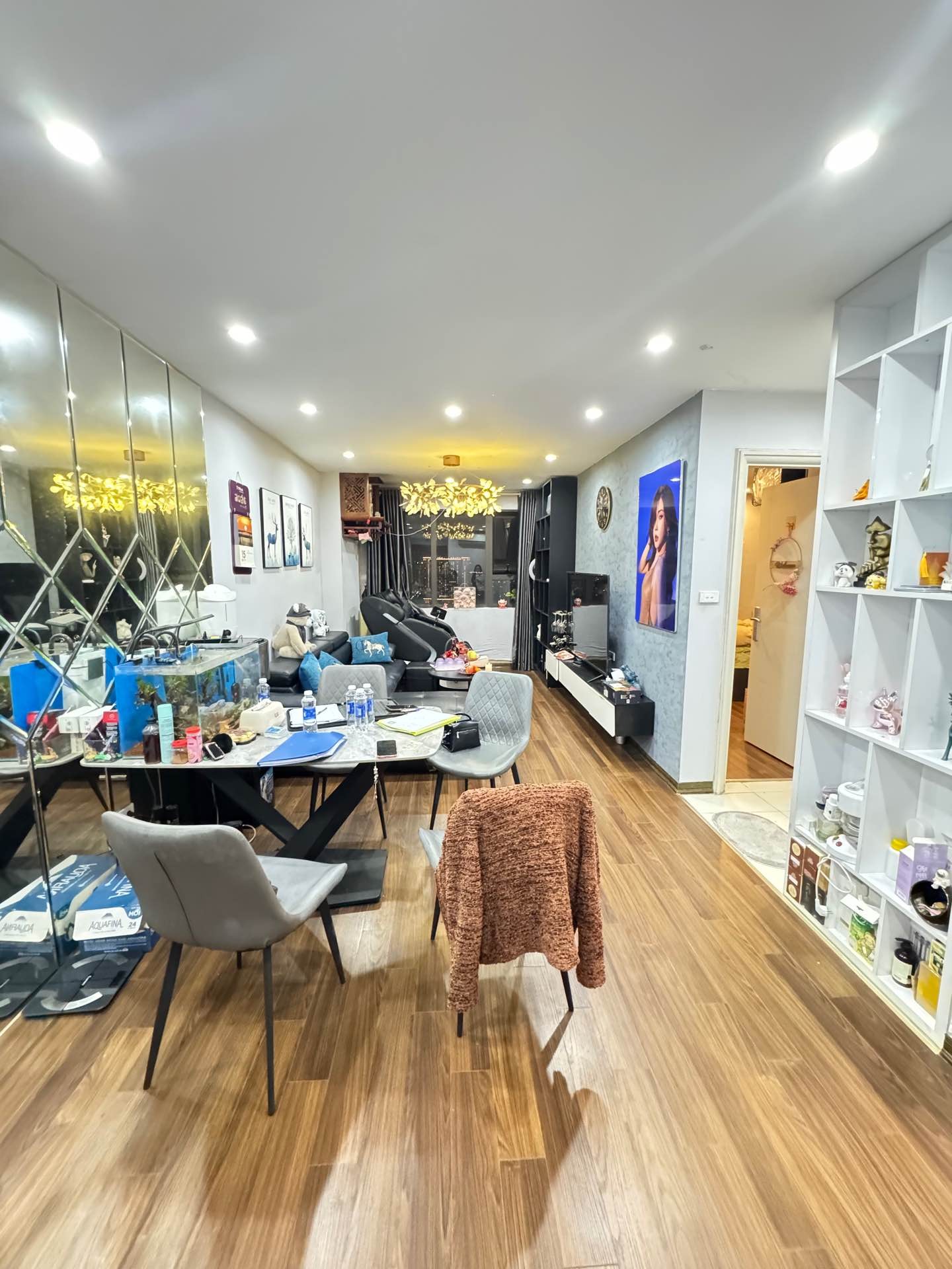 Bán nhà Hoàng Mai - diện tích 79m2 1 tầng - Căn góc 2 thoáng - giá 5,9 tỷ