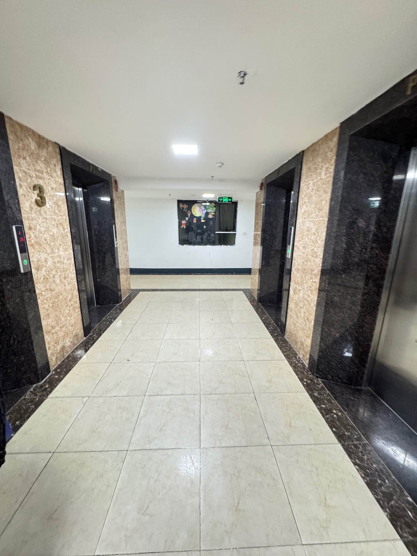 Bán nhà Hoàng Mai - diện tích 79m2 1 tầng - Căn góc 2 thoáng - giá 5,9 tỷ
