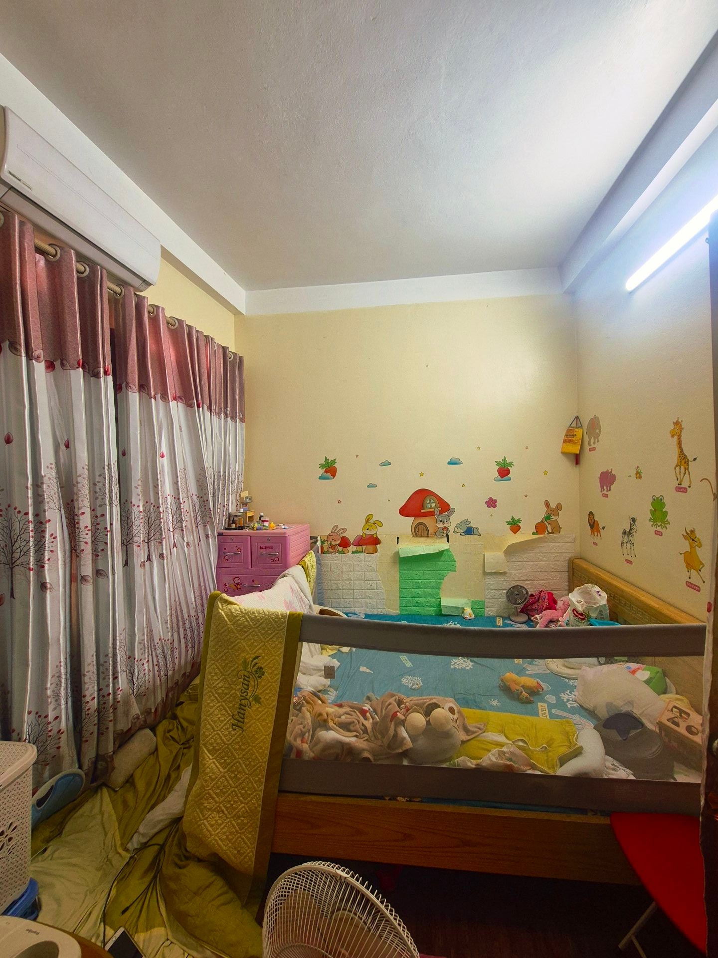 Bán nhà Hai Bà Trưng - diện tích 35m2 6 tầng - Nhà đẹp gần phố - giá 8,5 tỷ