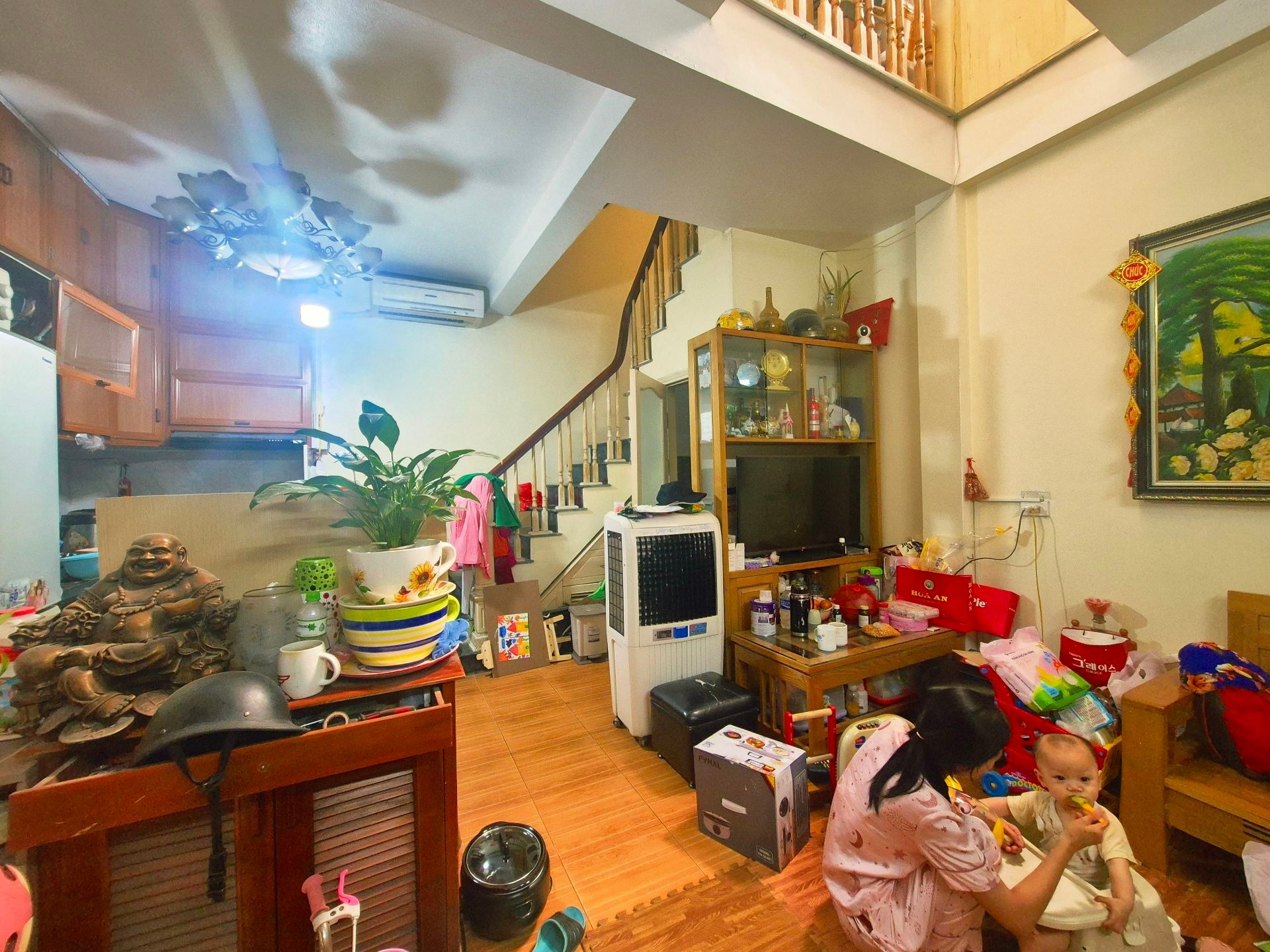 Bán nhà Hai Bà Trưng - diện tích 35m2 6 tầng - Nhà đẹp gần phố - giá 8,5 tỷ