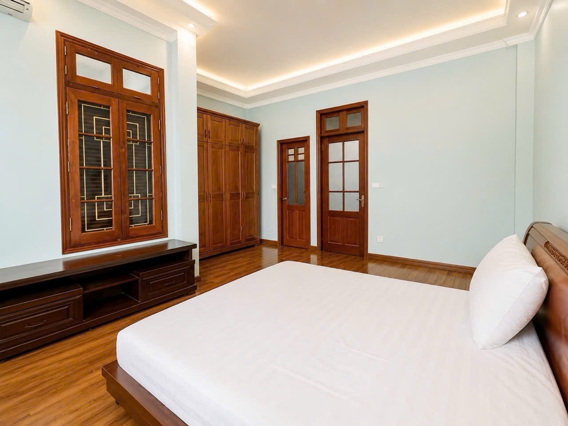Bán nhà Kim Giang - diện tích 110m2 4 tầng - Biệt thự sân rộng - giá 21,5 tỷ