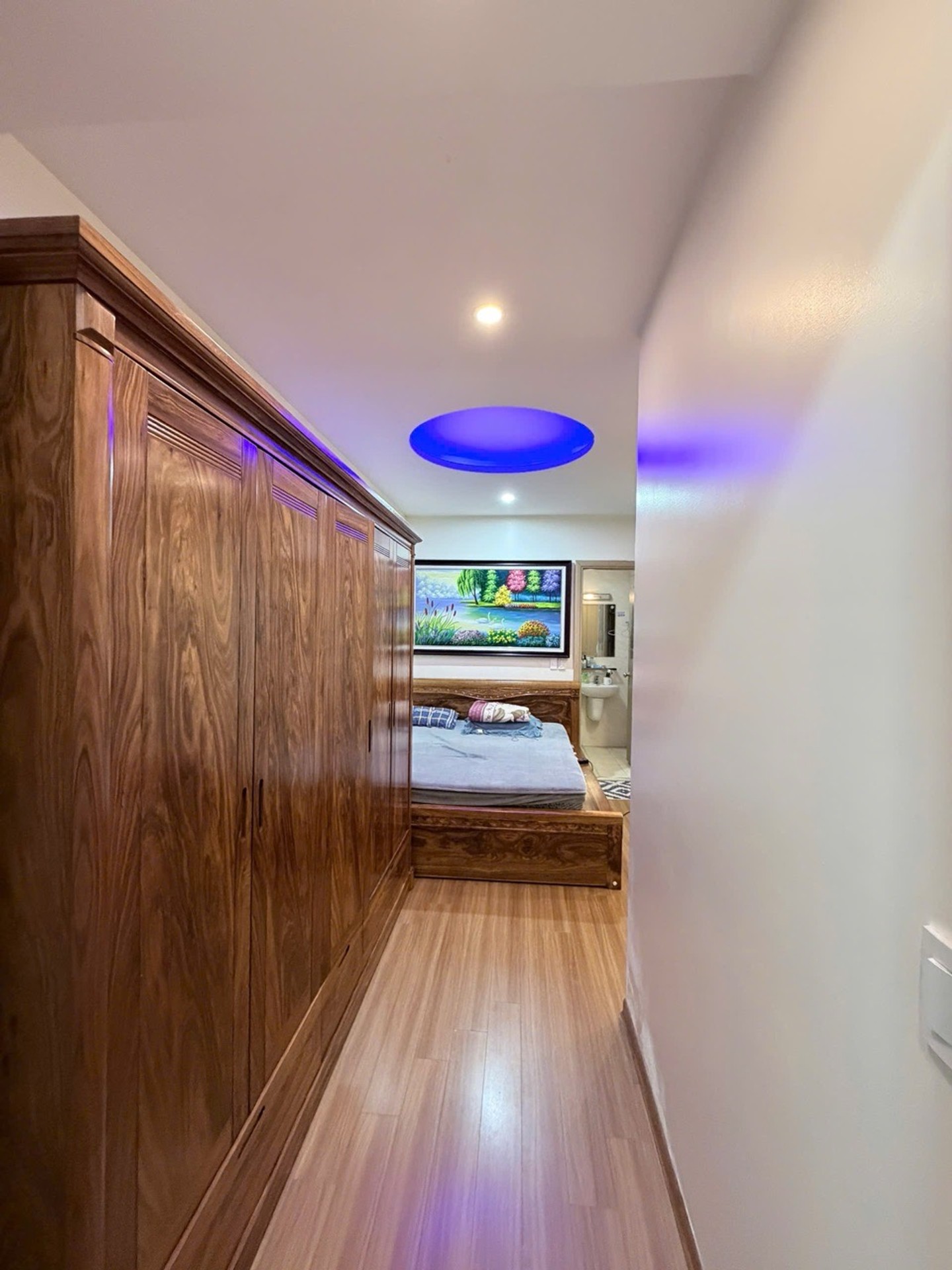 Bán nhà Lĩnh Nam - diện tích 73m2 1 tầng - Căn hộ 2 ngủ 2 WC - giá 6,3 tỷ