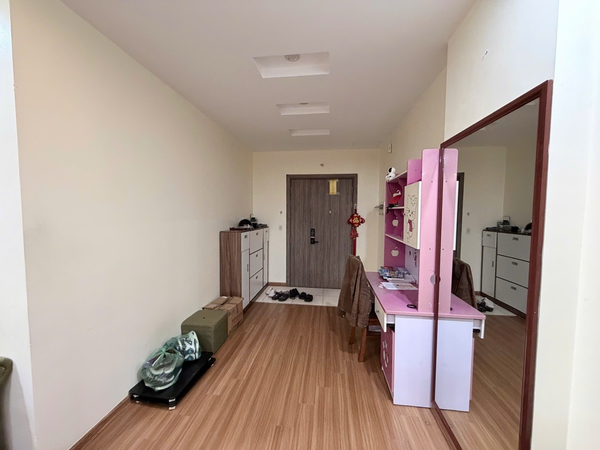 Bán nhà Lĩnh Nam - diện tích 73m2 1 tầng - Căn hộ 2 ngủ 2 WC - giá 6,3 tỷ