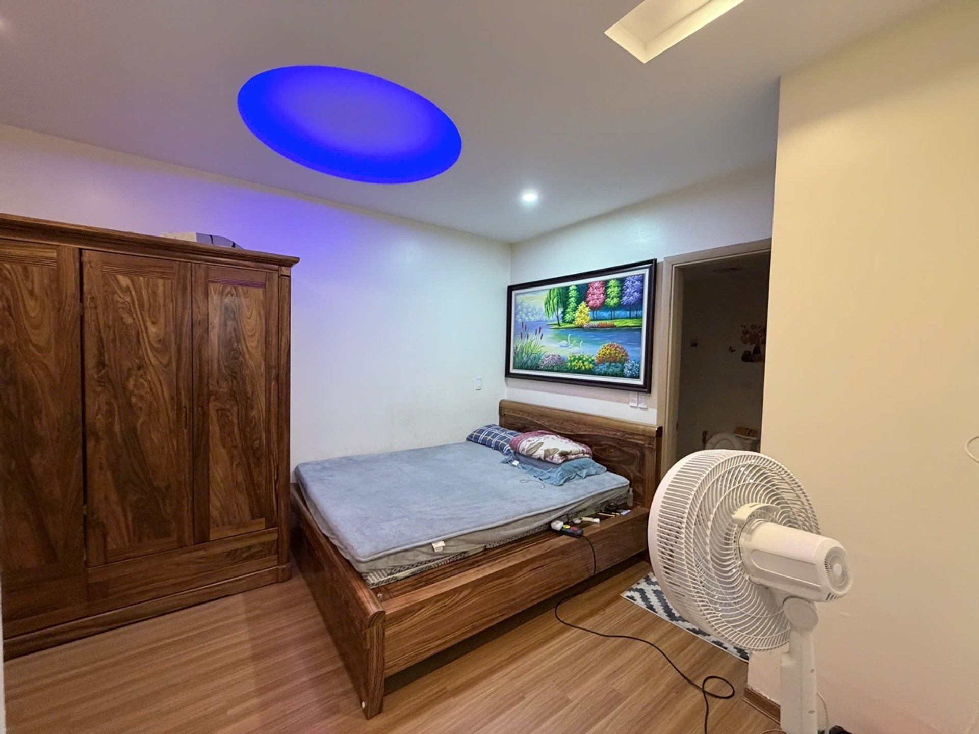 Bán nhà Lĩnh Nam - diện tích 73m2 1 tầng - Căn hộ 2 ngủ 2 WC - giá 6,3 tỷ