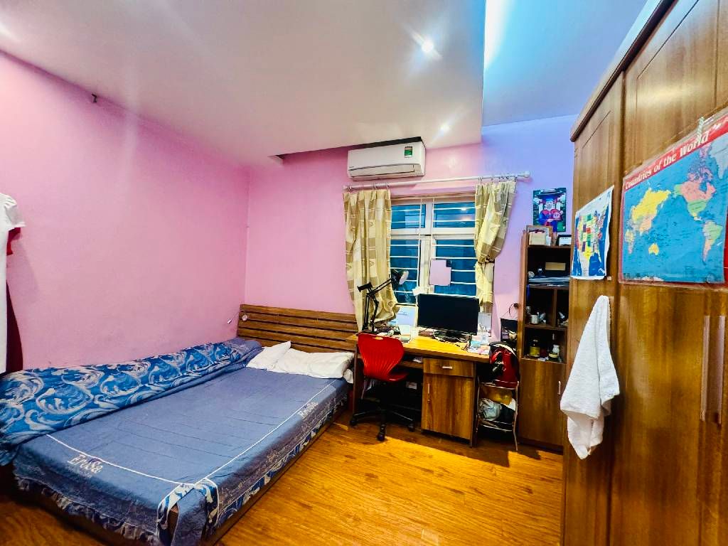 Bán nhà Âu Cơ - diện tích 198m2 2 tầng - Gara ô tô - giá 47,5 tỷ