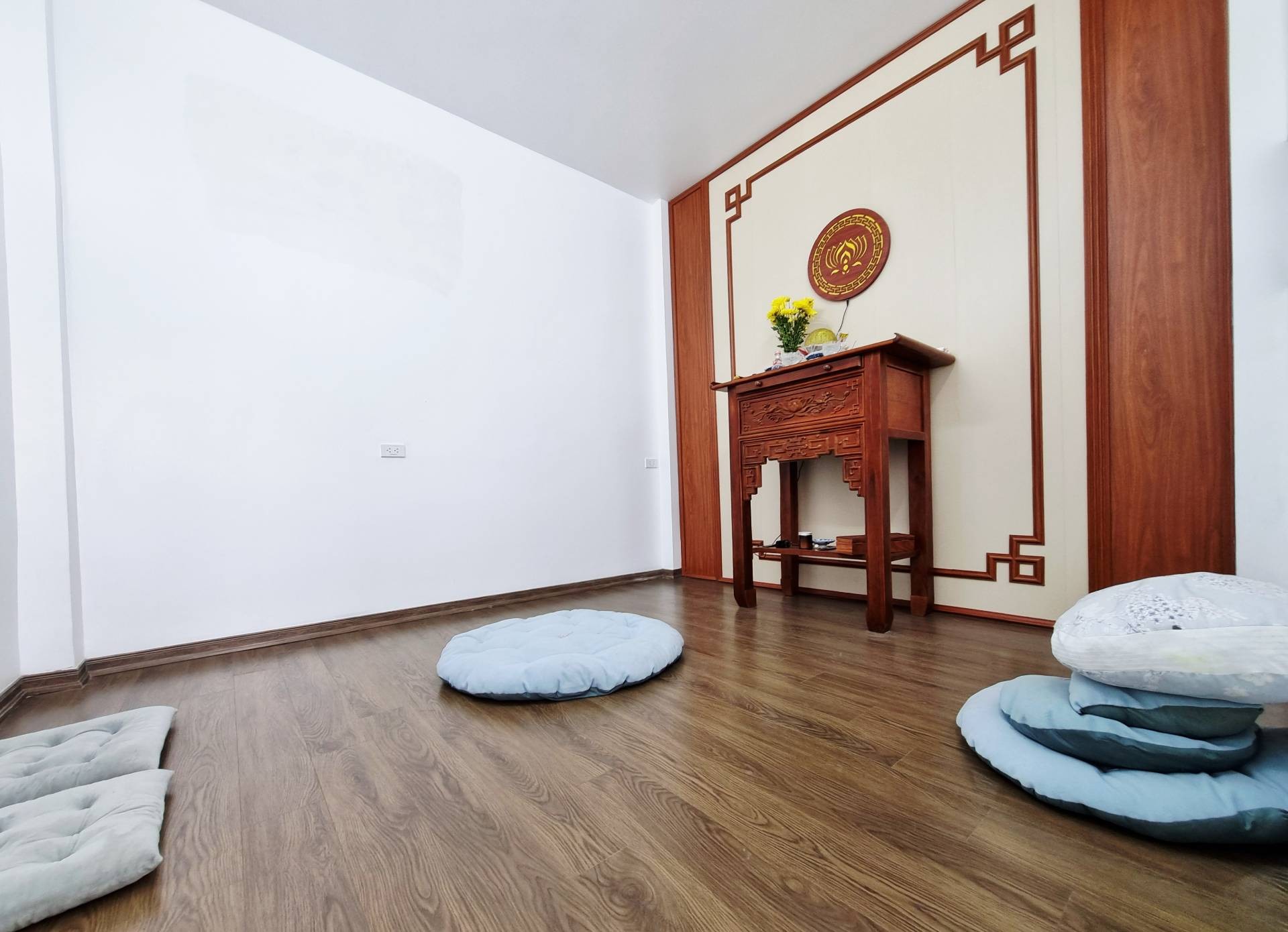Bán nhà Hồng Mai - diện tích 40m2 4 tầng - Nhà đẹp đón Tết, gần phố - giá 9,7 tỷ