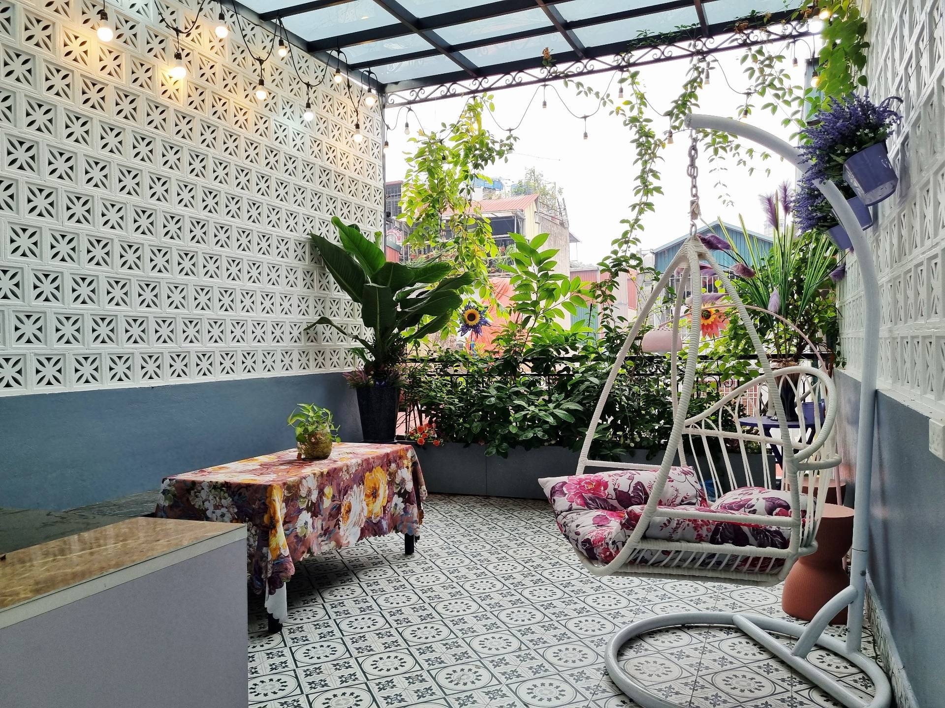 Bán nhà Hồng Mai - diện tích 40m2 4 tầng - Nhà đẹp đón Tết, gần phố - giá 9,7 tỷ