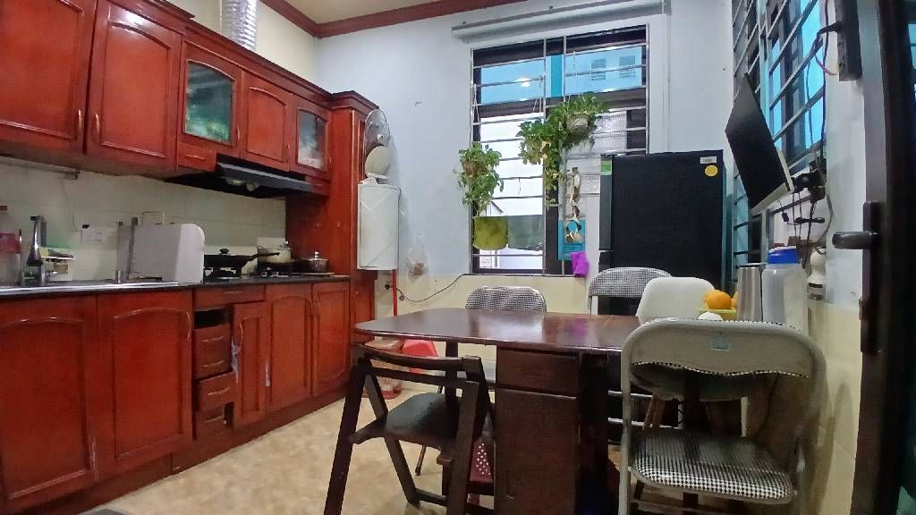 Bán nhà Kim Giang - diện tích 39m2 3 tầng - ô tô đỗ 30m - giá 8,8 tỷ