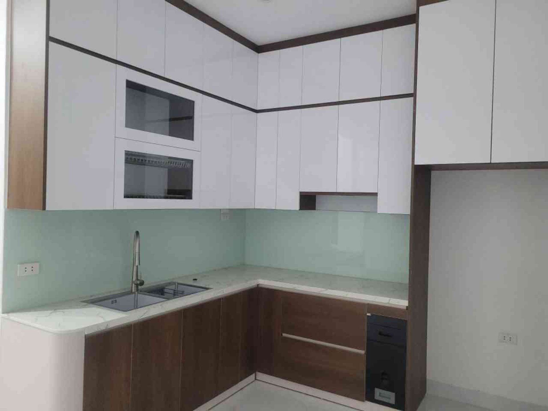 Bán nhà Định Công Thượng - diện tích 45m2 4 tầng - Ngõ Thông - giá 14 tỷ