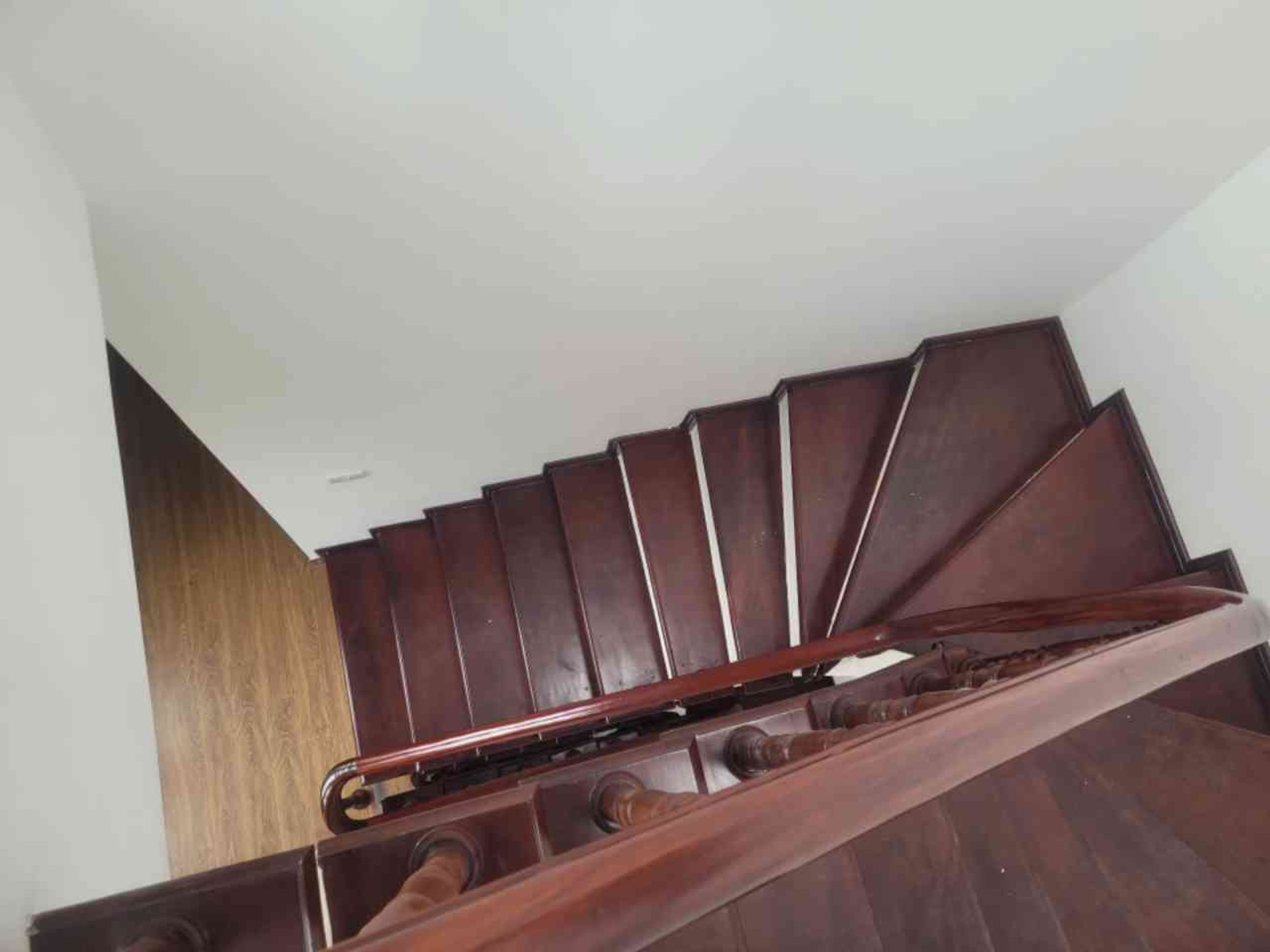 Bán nhà Định Công Thượng - diện tích 45m2 4 tầng - Ngõ Thông - giá 14 tỷ