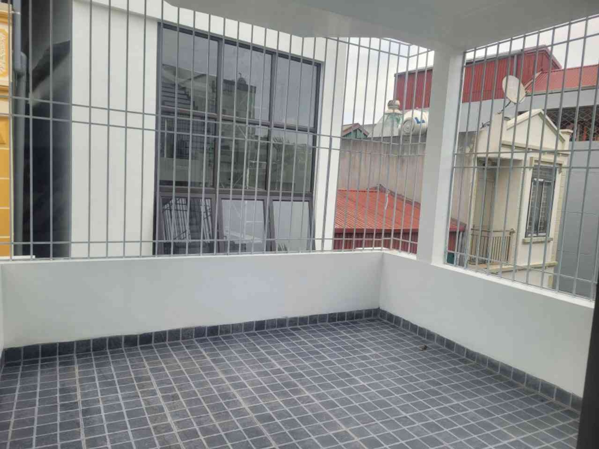 Bán nhà Định Công Thượng - diện tích 45m2 4 tầng - Ngõ Thông - giá 14 tỷ