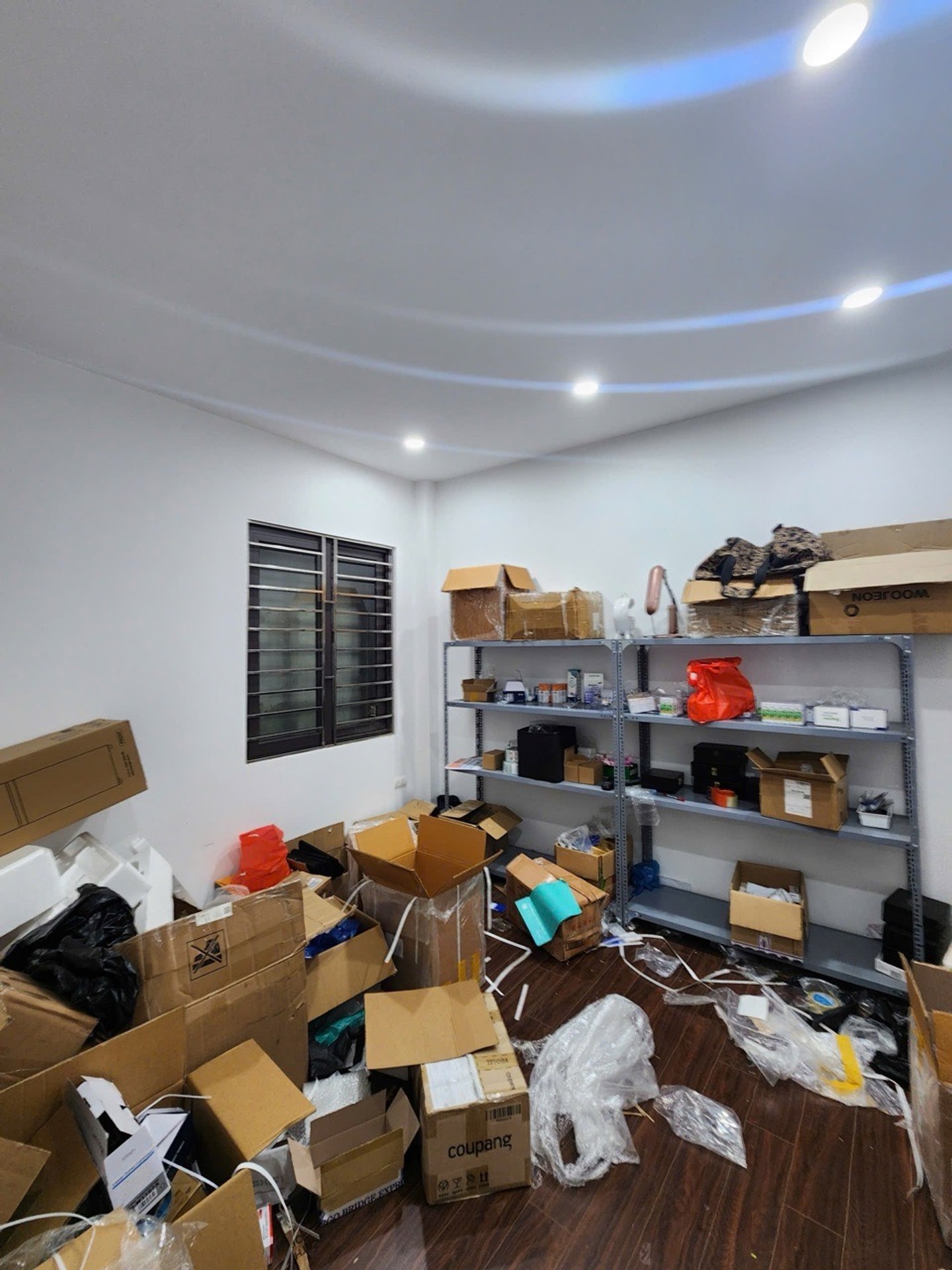 Bán nhà Hoàng Mai - diện tích 54m2 6 tầng - ô tô - giá 19,2 tỷ
