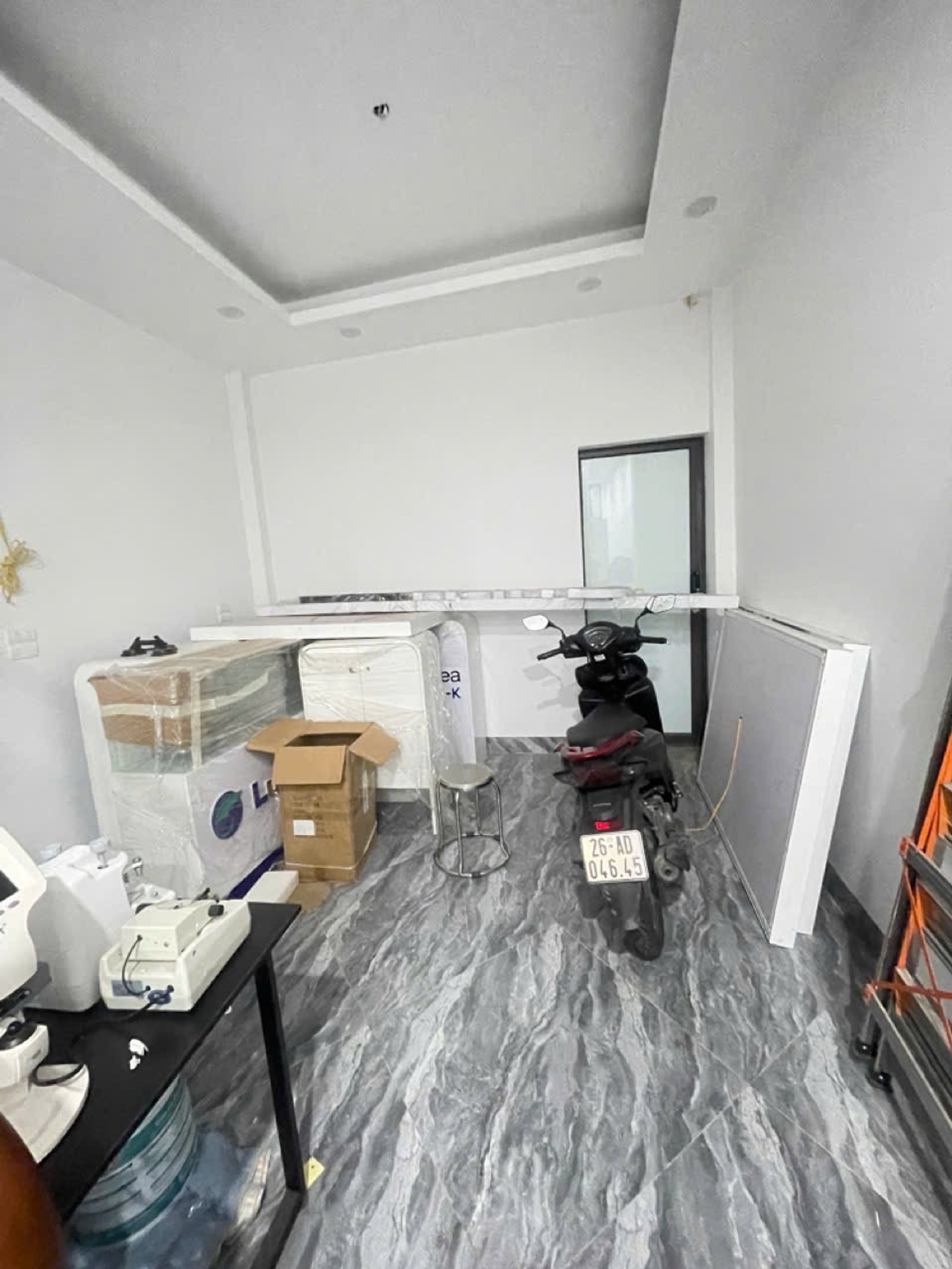 Bán nhà Hoàng Mai - diện tích 54m2 6 tầng - ô tô - giá 19,2 tỷ