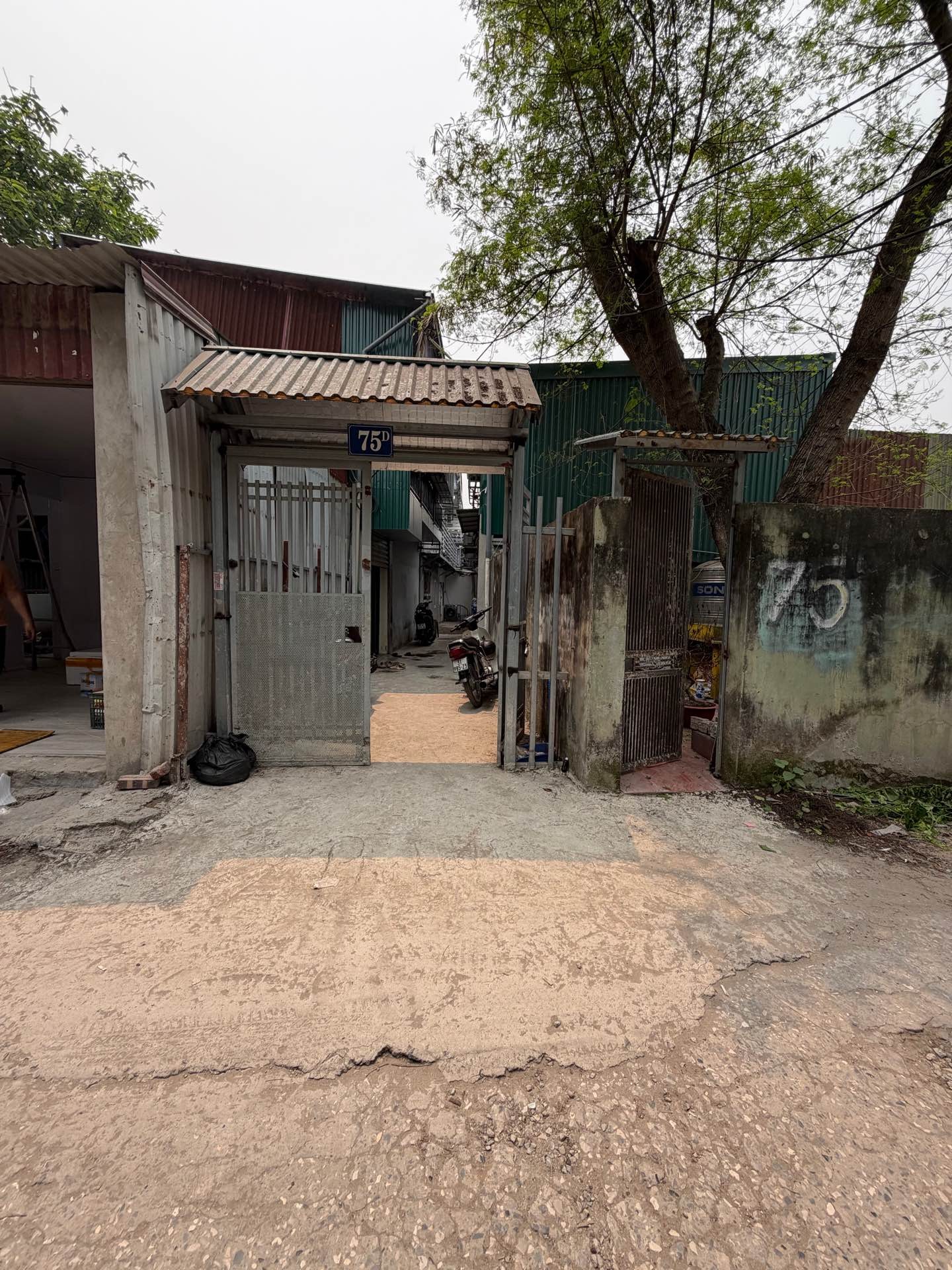 Bán nhà Ngõ Hạnh Phúc - diện tích 35m2 2 tầng - nhà đẹp hiếm có - giá 2,9 tỷ