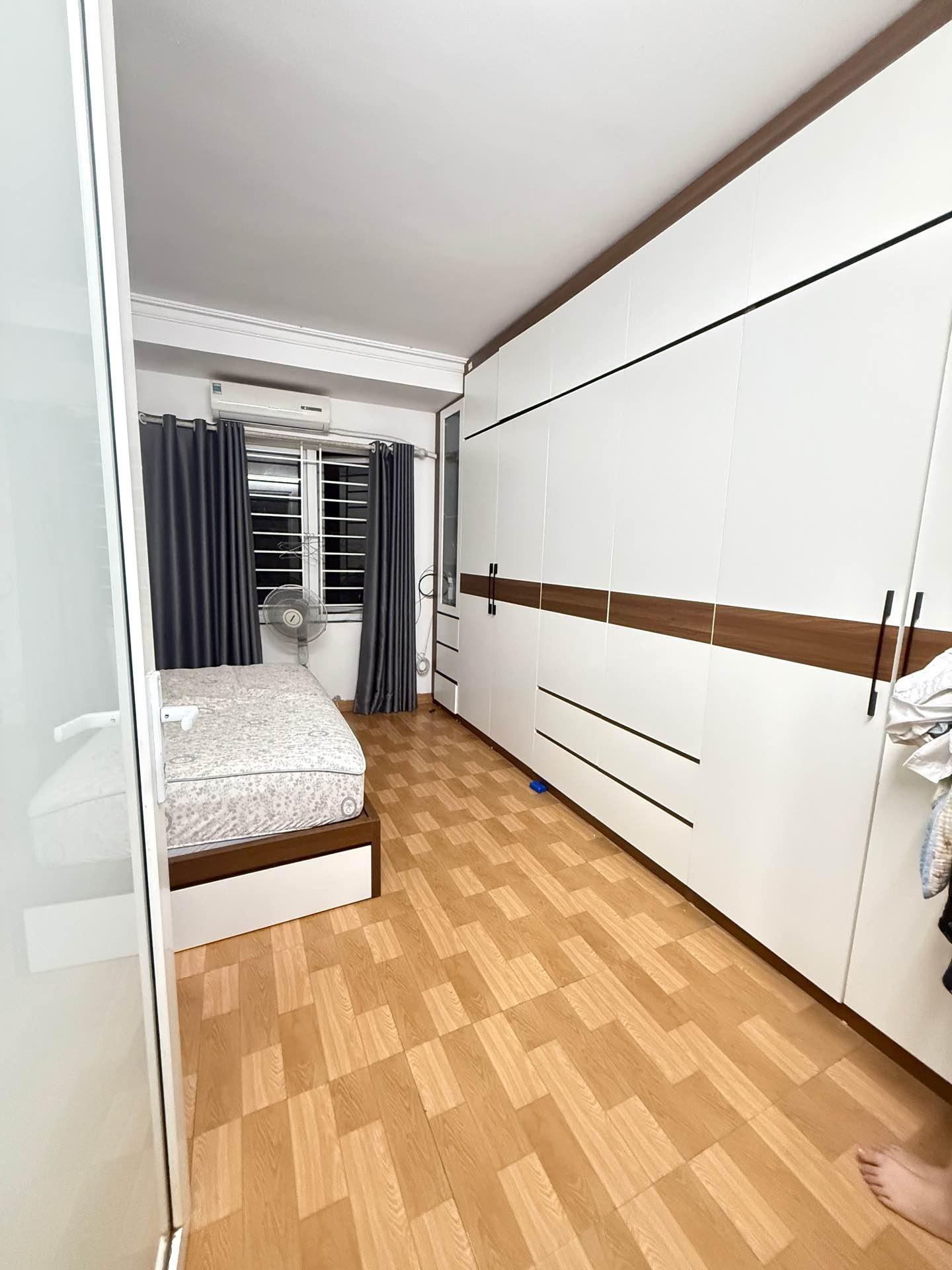 Bán nhà Phố Đại Đồng - diện tích 30m2 5 tầng - Nhà dân xây mới - giá 8,8 tỷ
