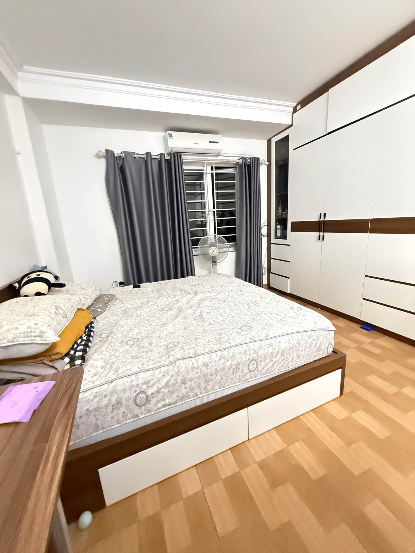 Bán nhà Phố Đại Đồng - diện tích 30m2 5 tầng - Nhà dân xây mới - giá 8,8 tỷ