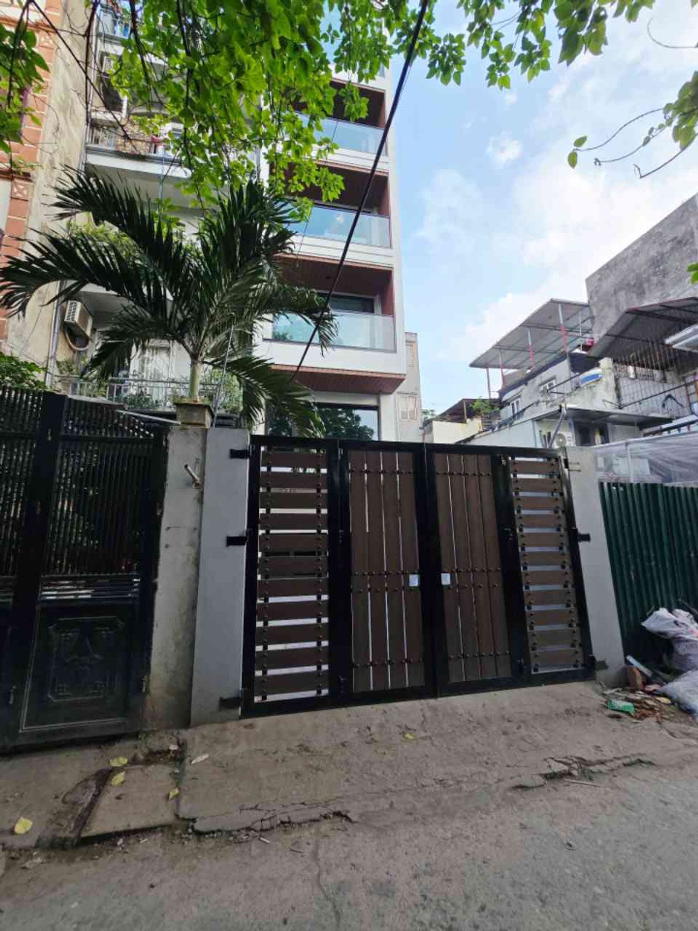Bán nhà Đại Từ - diện tích 60m2 1 tầng - ô tô tránh - giá 12,6 tỷ